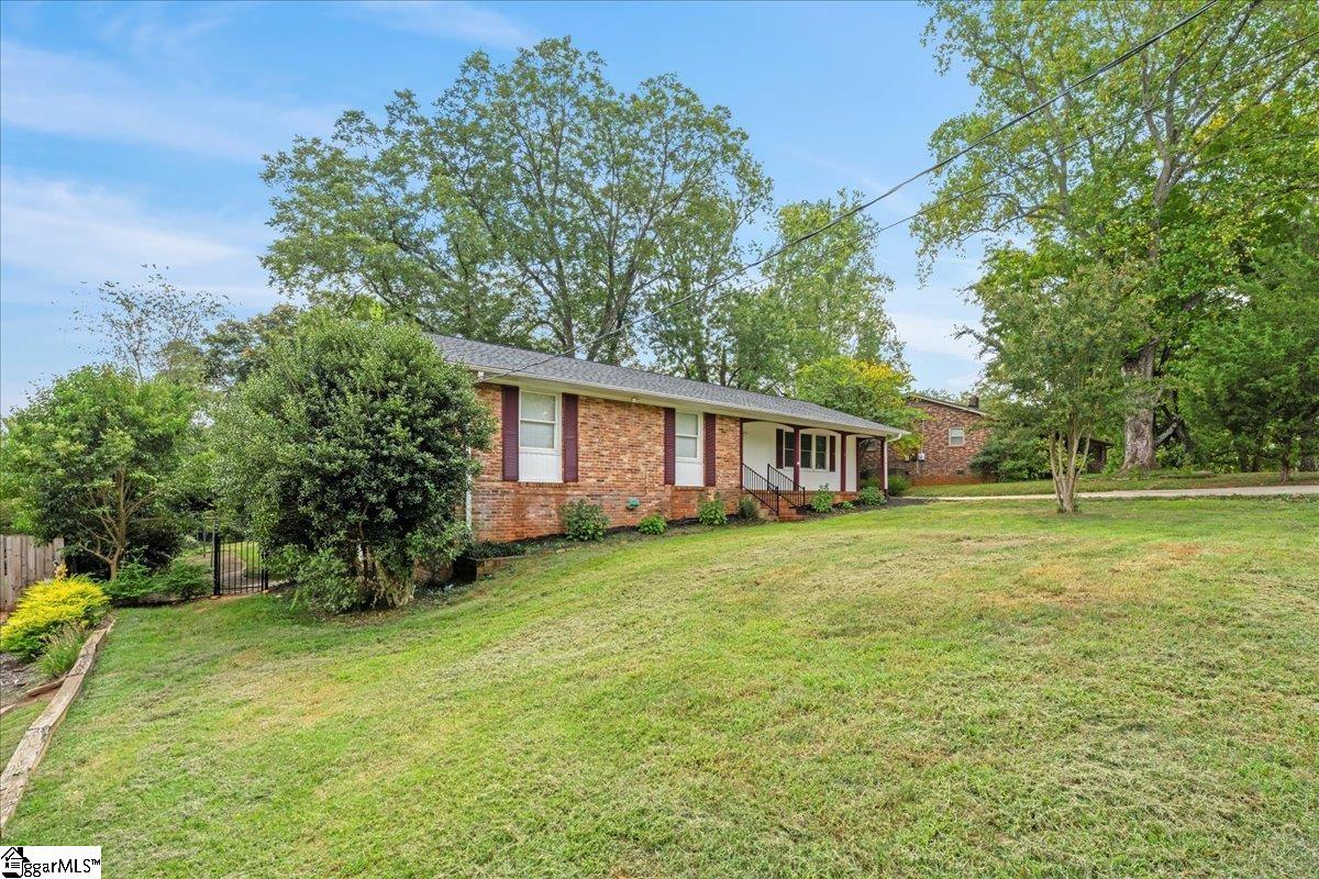 16 Starsdale Circle Property Photo 1