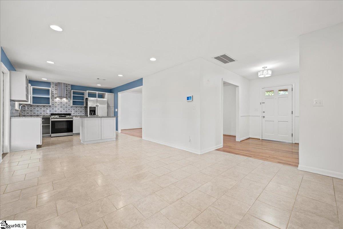 16 Starsdale Circle Property Photo 10