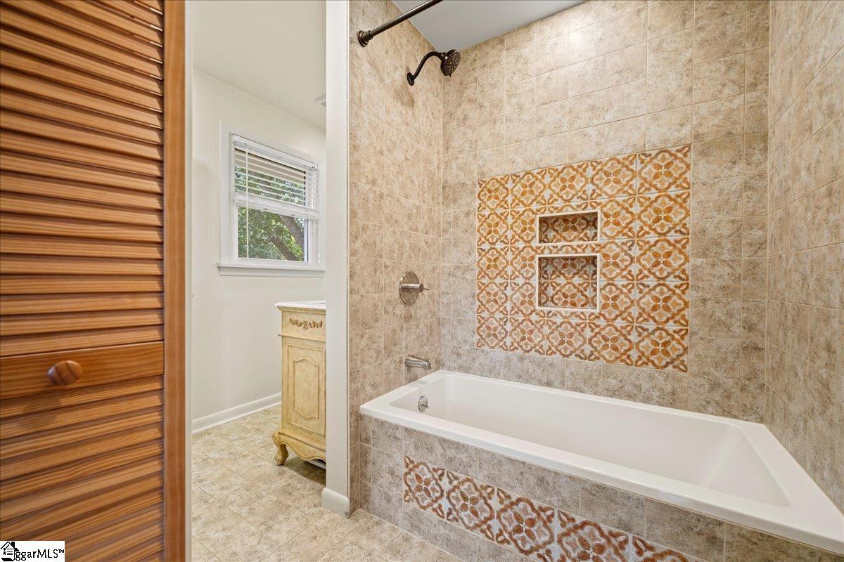 16 Starsdale Circle Property Photo 18