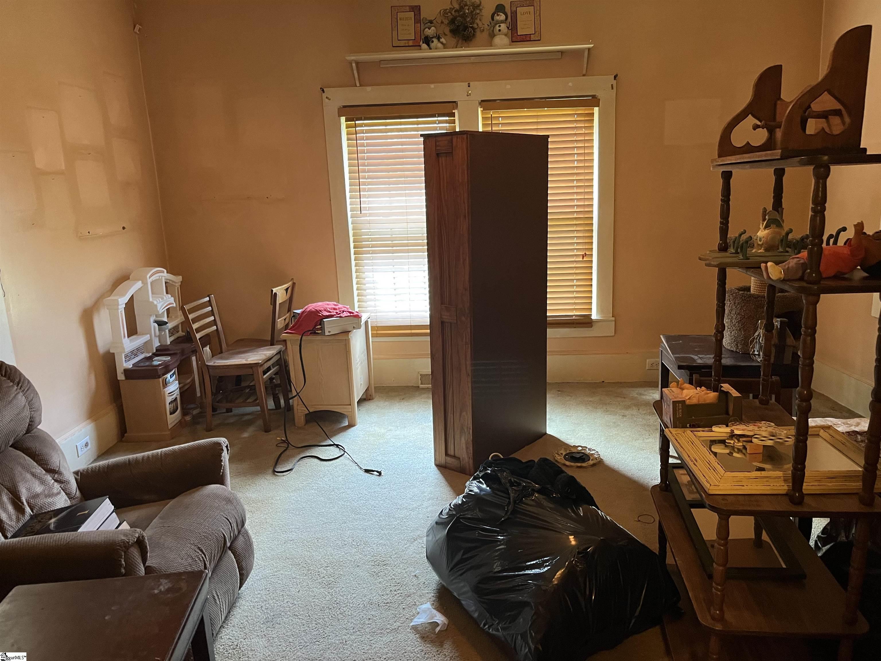 486 Scott Road Property Photo 3