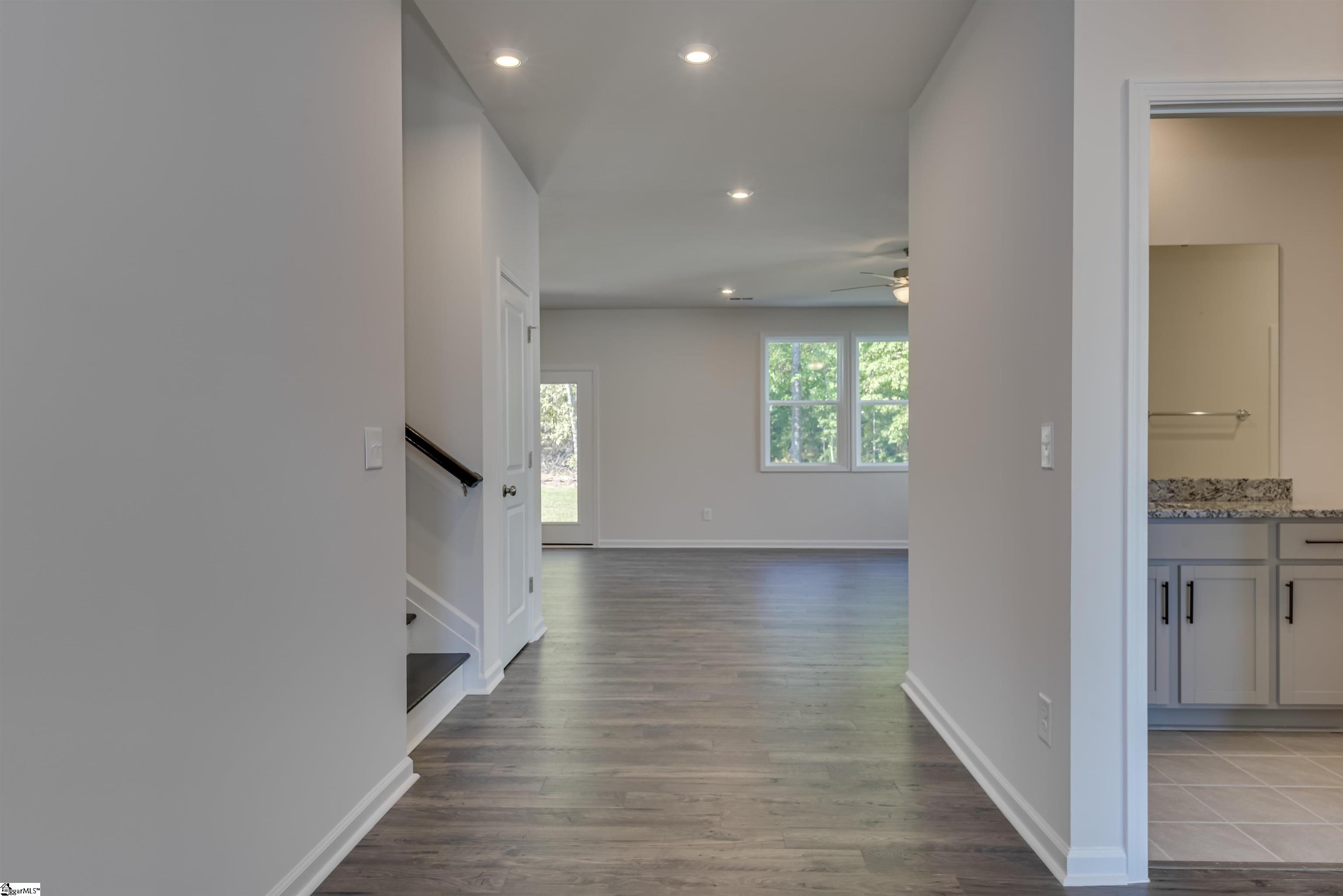 201 Harling Court Property Photo 3