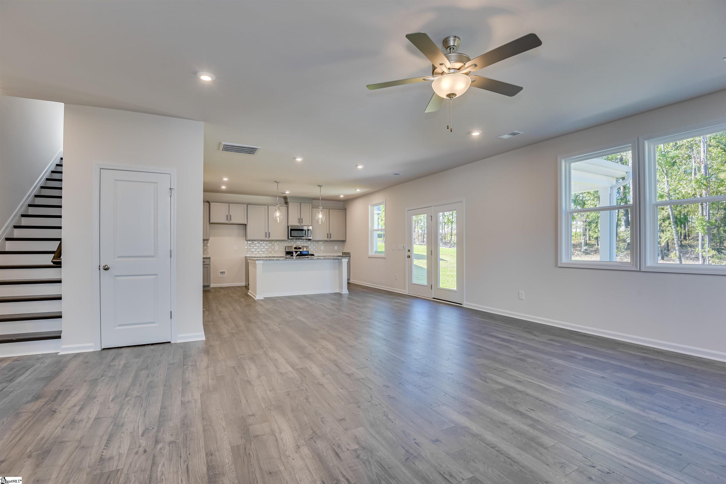 201 Harling Court Property Photo 12