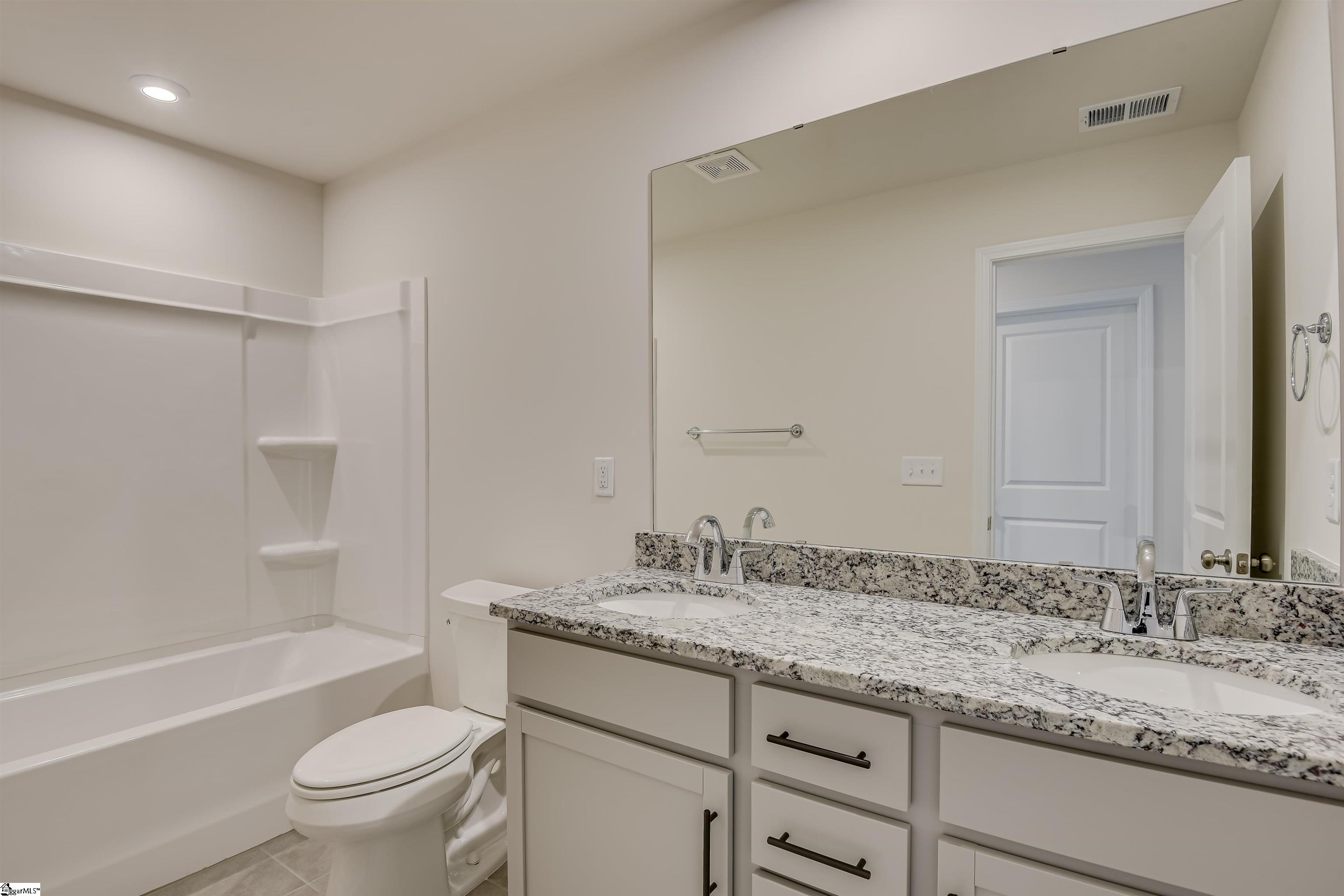 201 Harling Court Property Photo 30