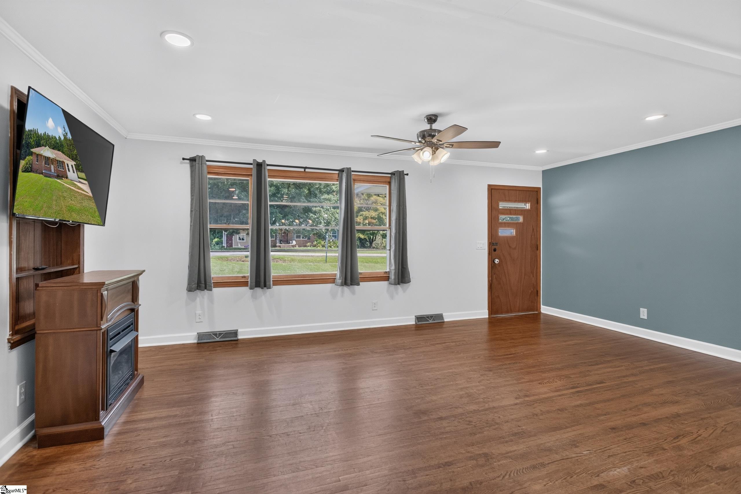 242 Sherwood Drive Property Photo 15