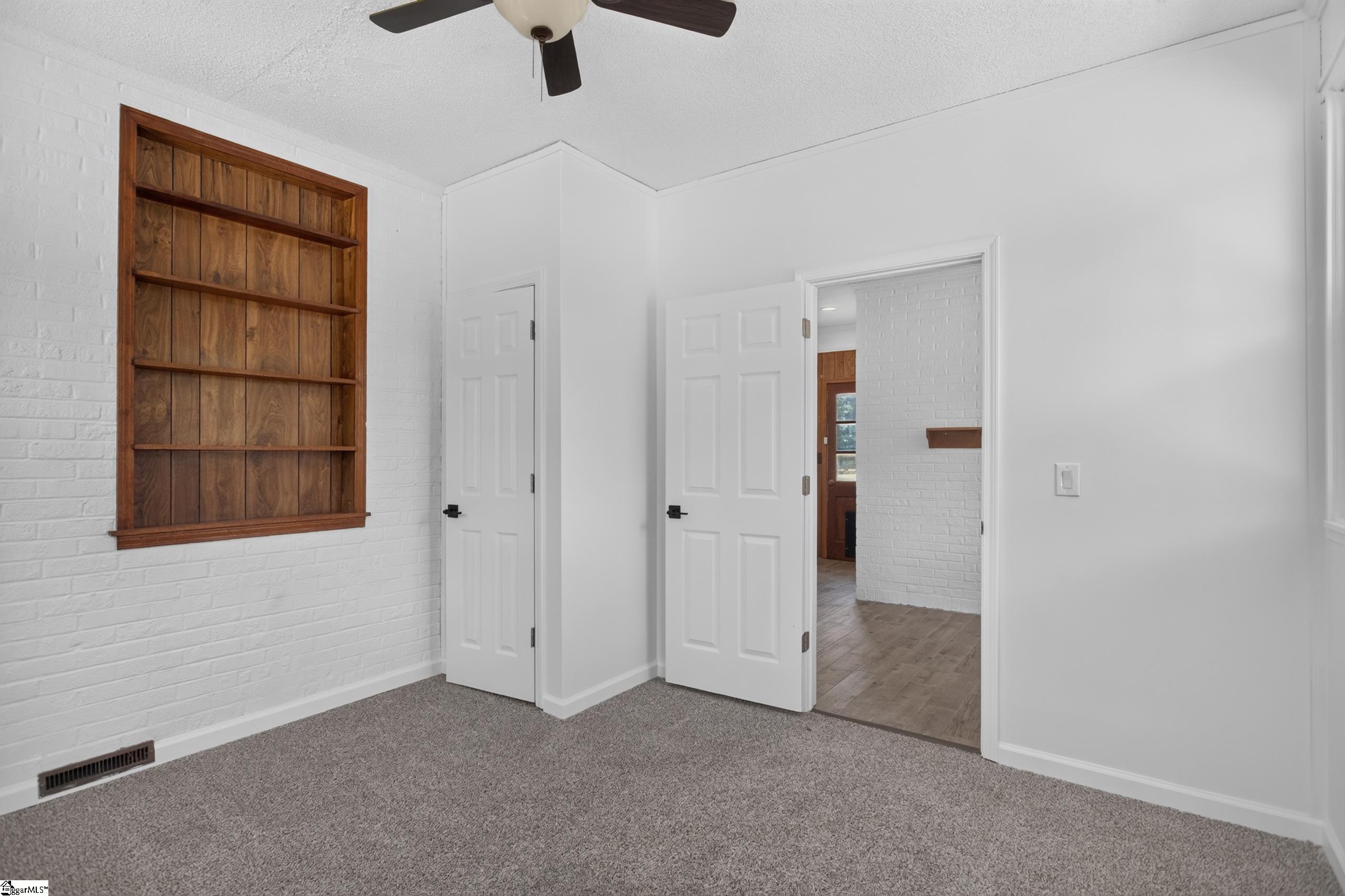 242 Sherwood Drive Property Photo 38