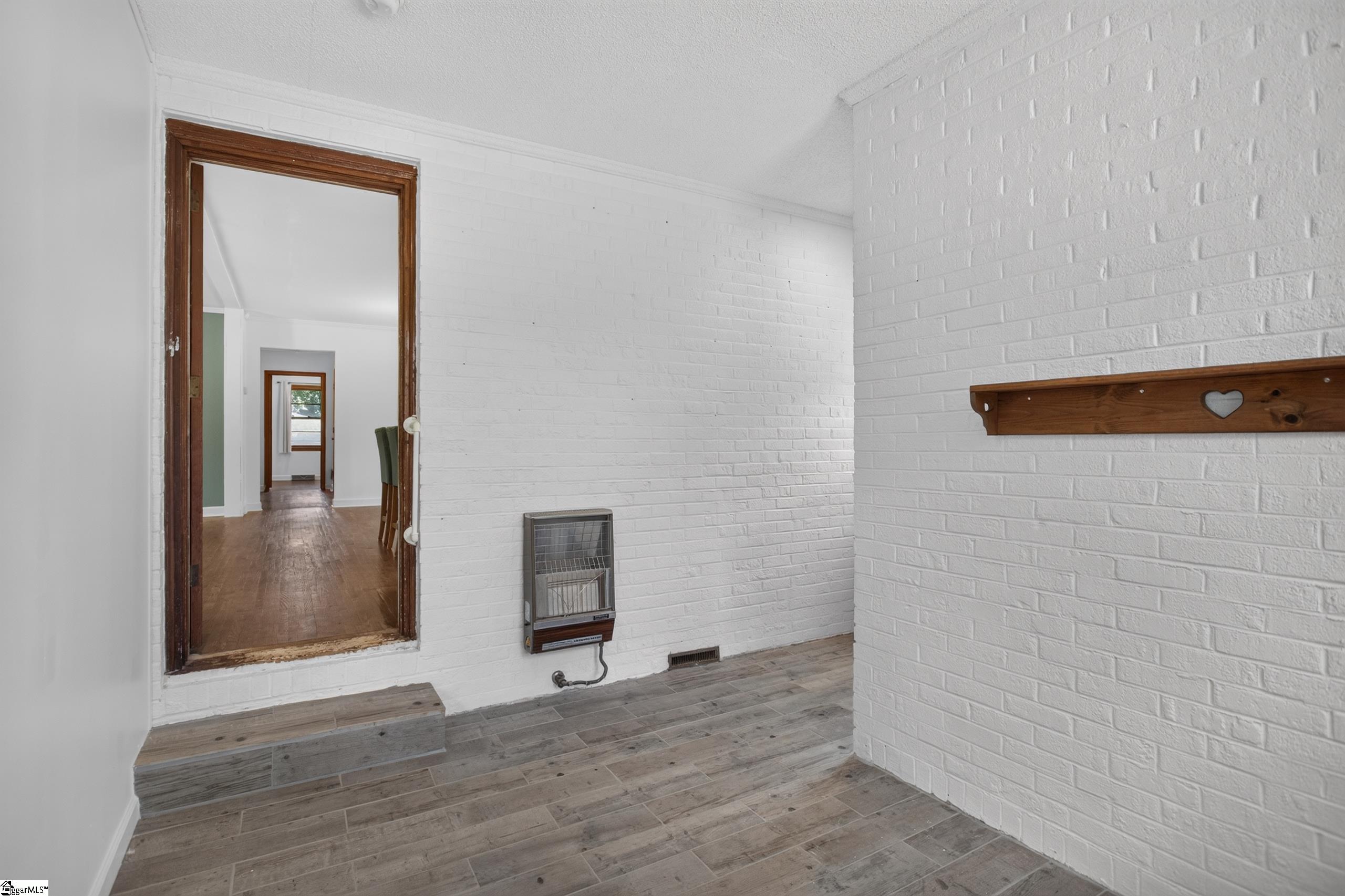 242 Sherwood Drive Property Photo 40