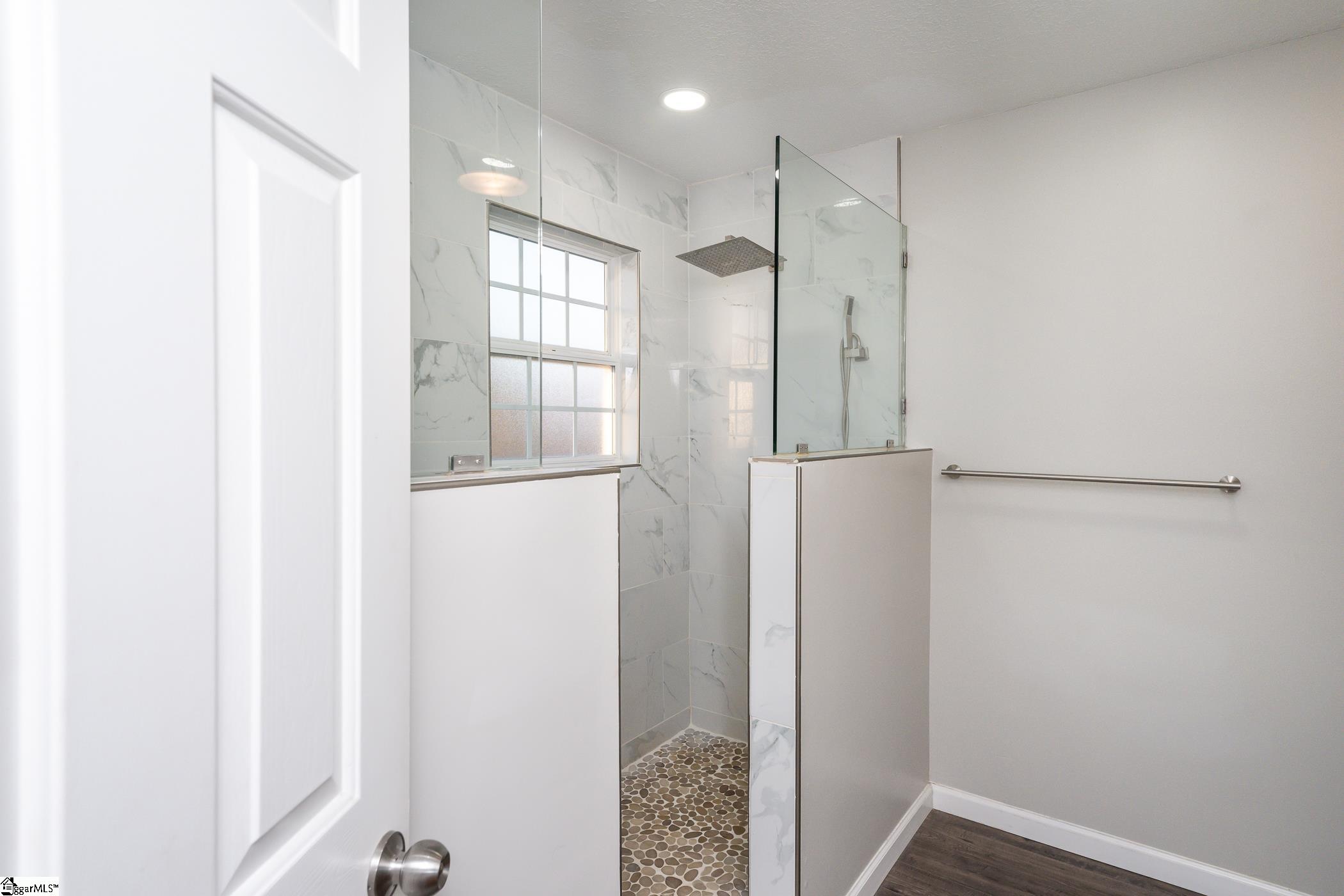 100 Stevens Court Property Photo 17