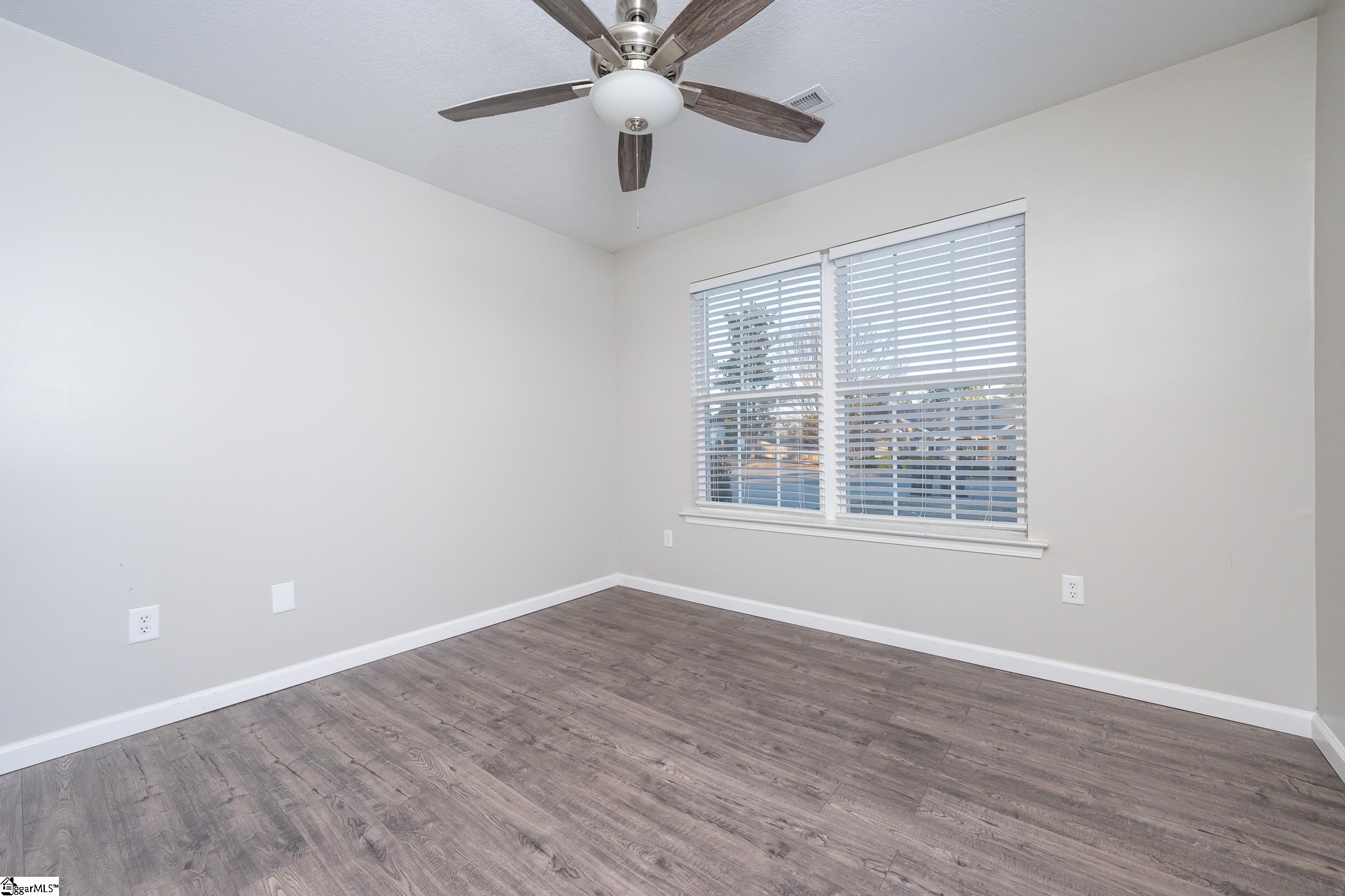 100 Stevens Court Property Photo 22