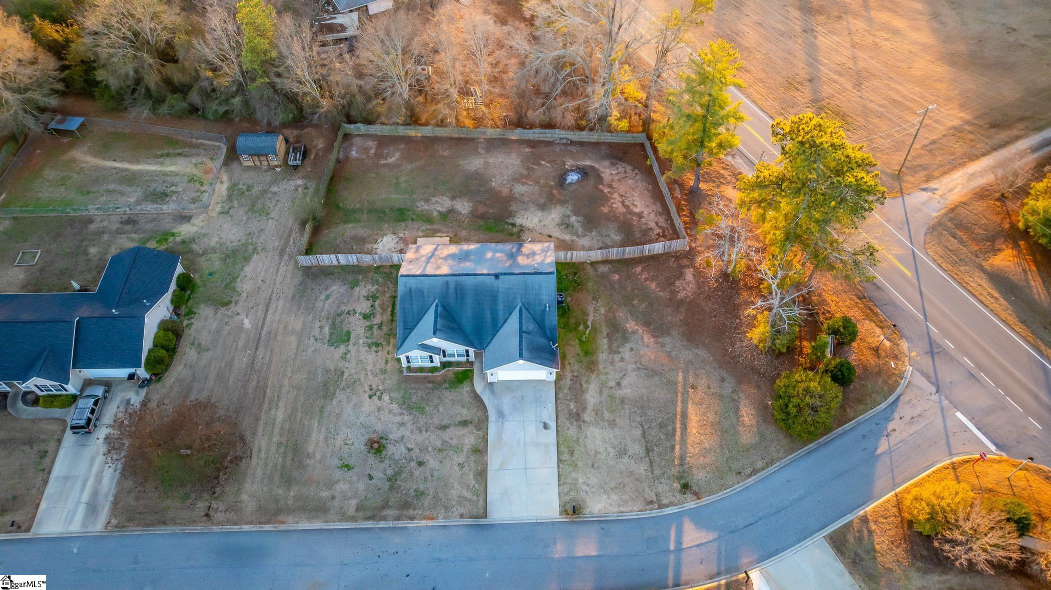 100 Stevens Court Property Photo 33