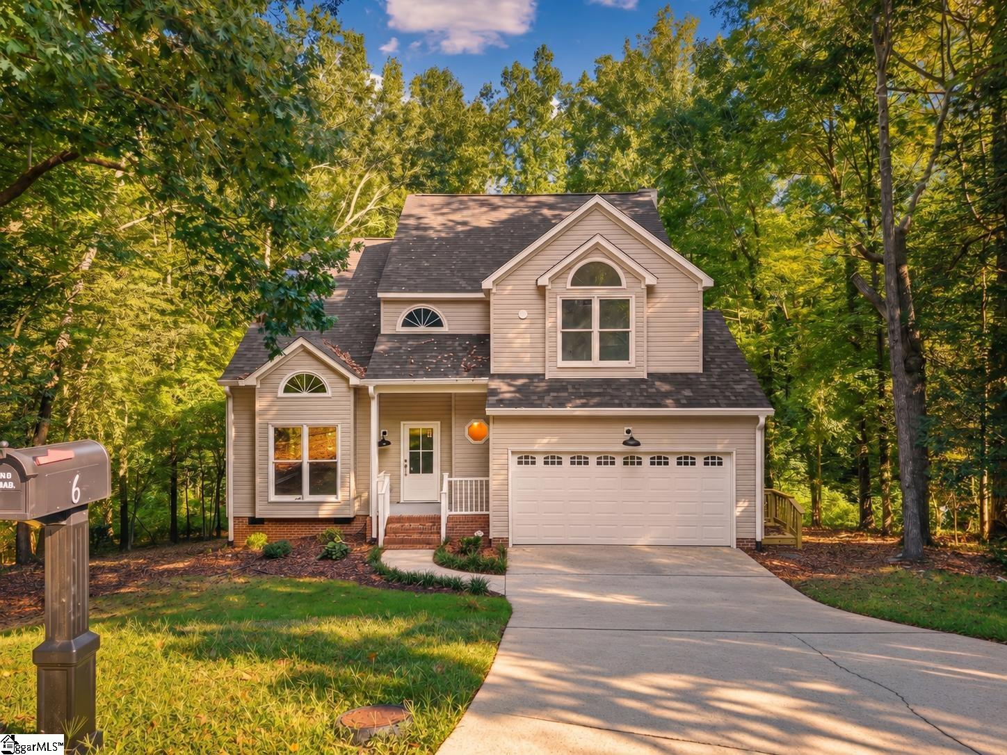 6 Moss Spring Court Property Photo 1