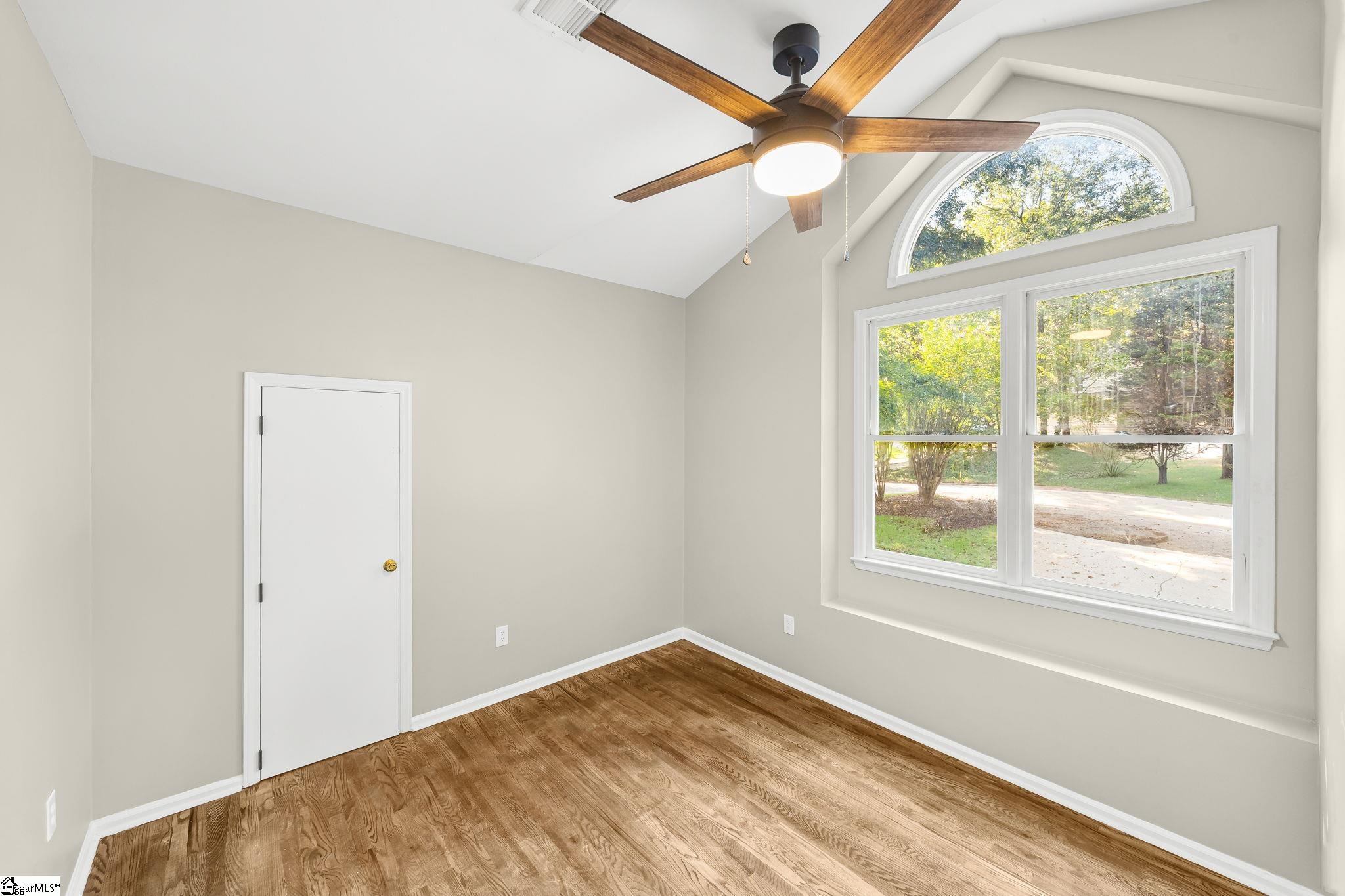 6 Moss Spring Court Property Photo 29