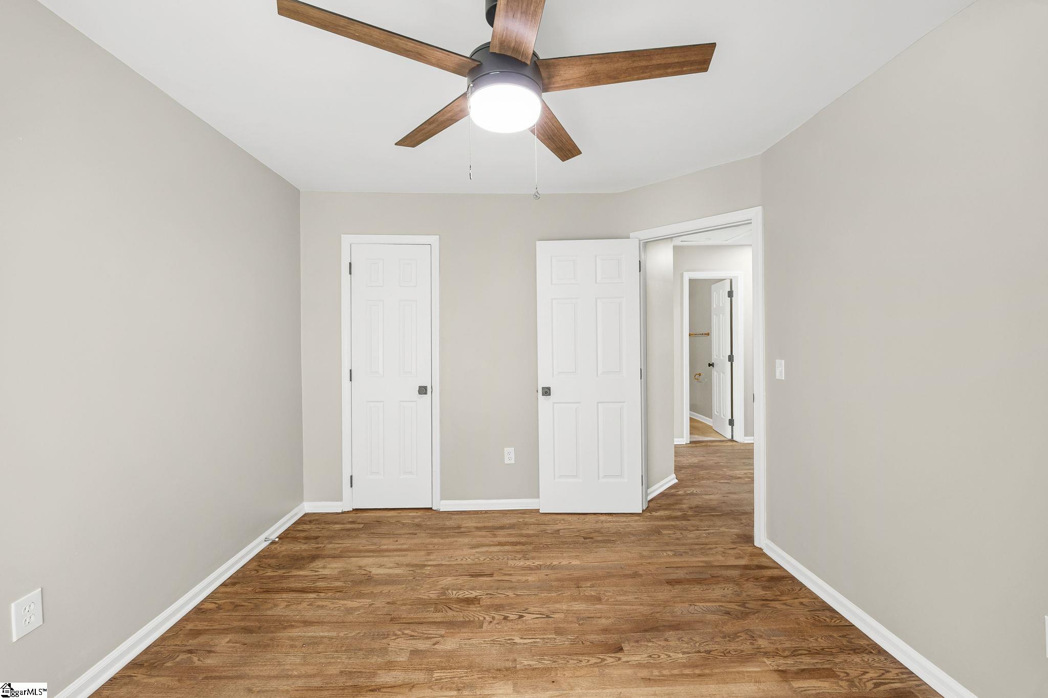 6 Moss Spring Court Property Photo 35