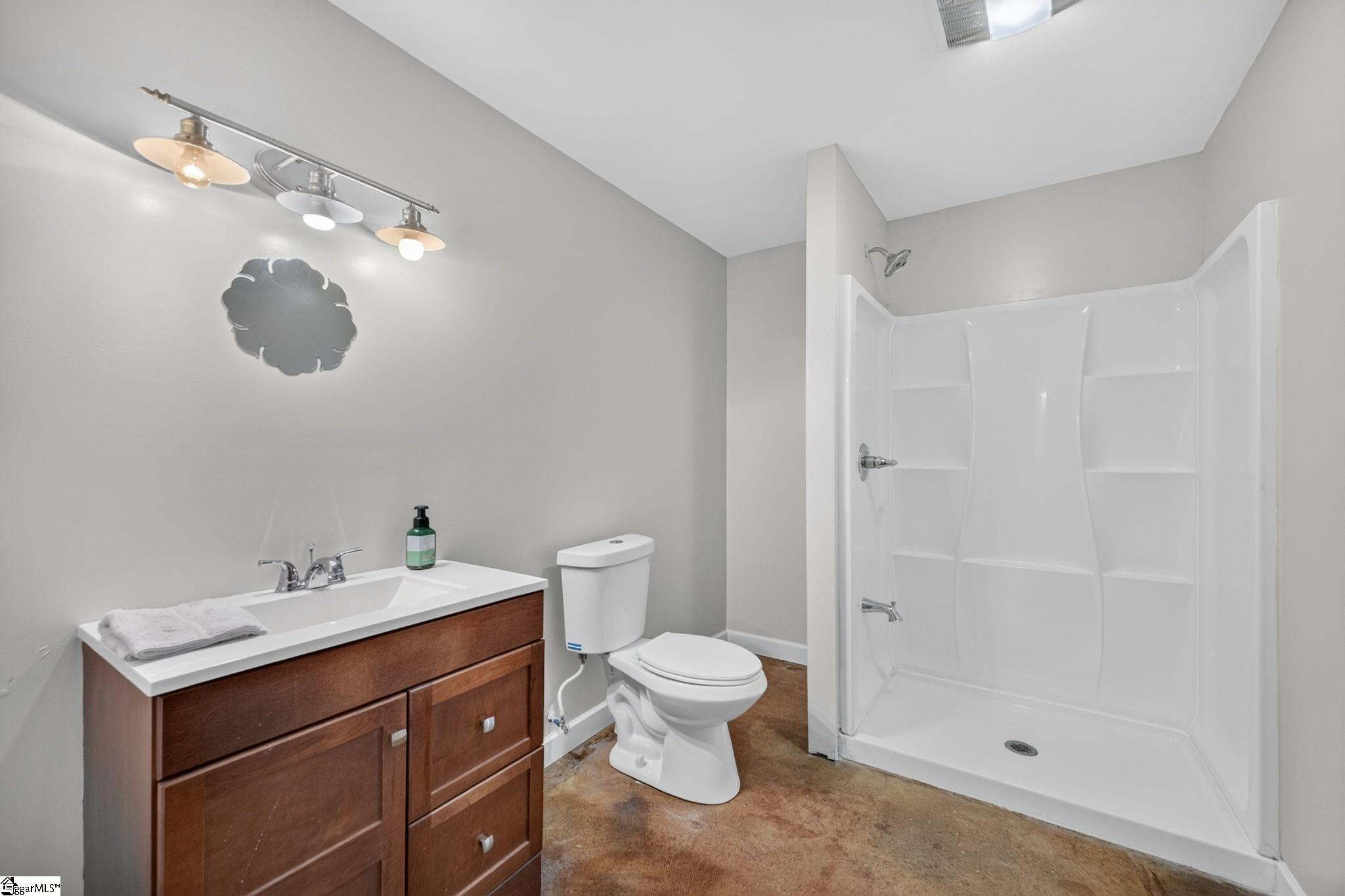 405 Rowley Court Property Photo 36