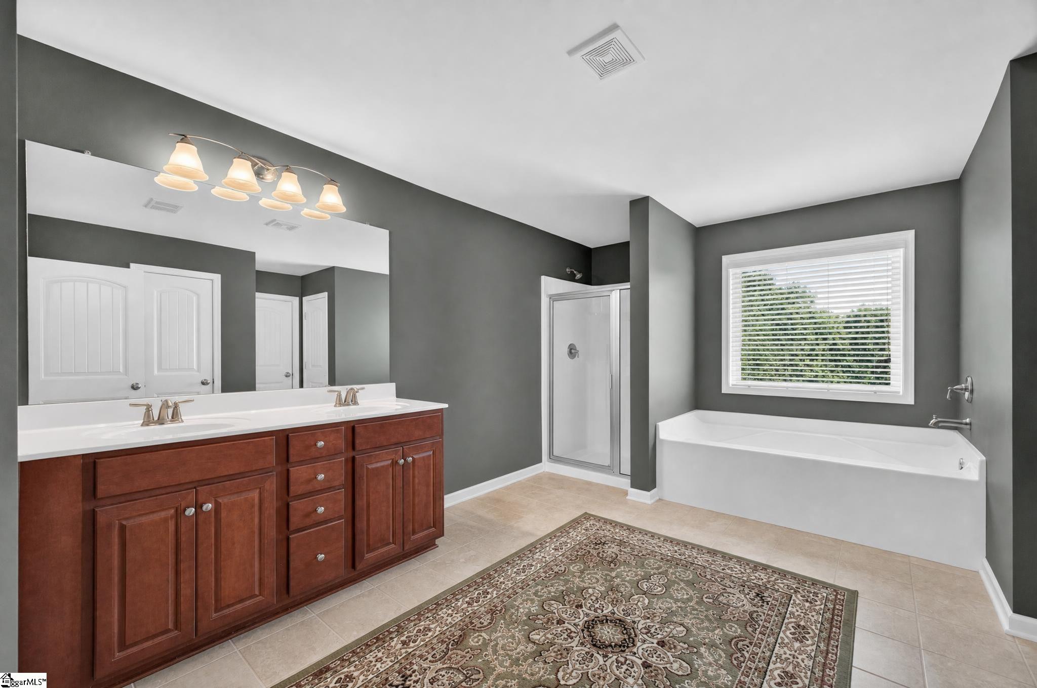 405 Rowley Court Property Photo 40