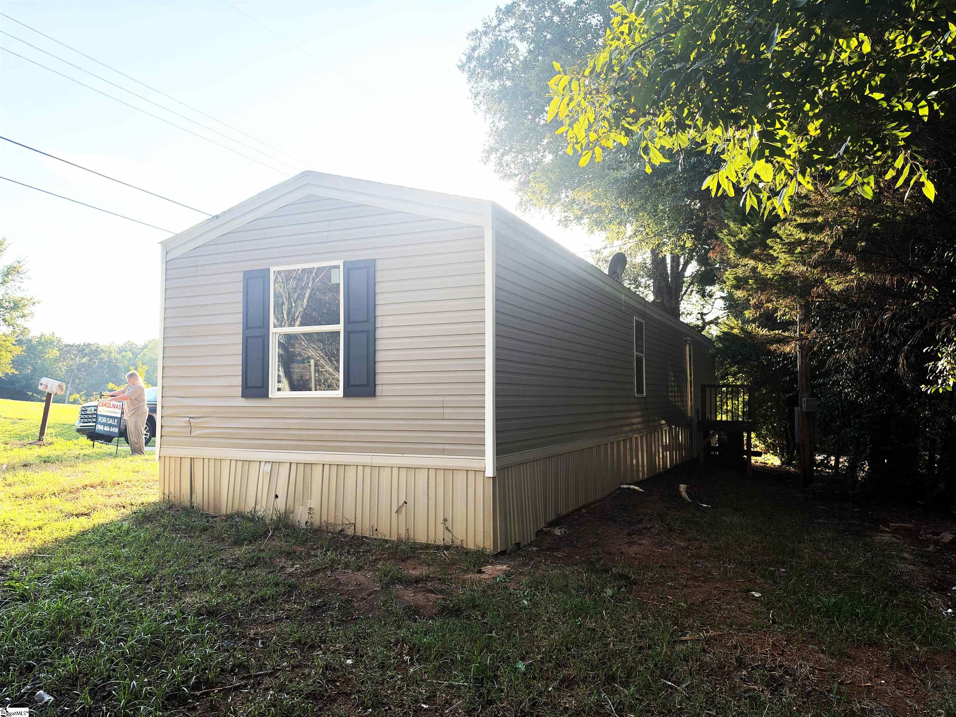 235 Bird Street Property Photo 3