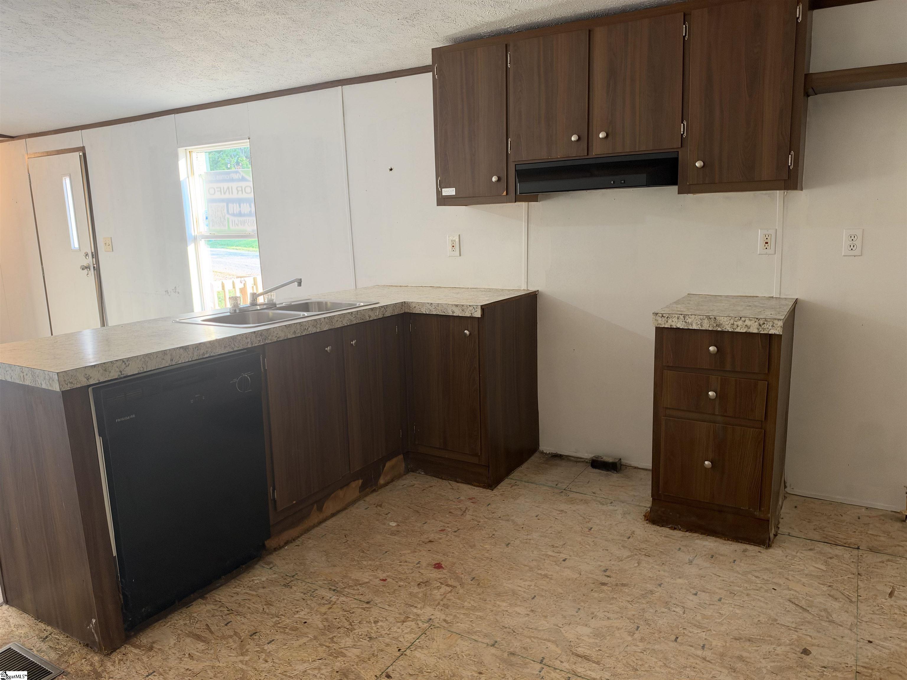 235 Bird Street Property Photo 15