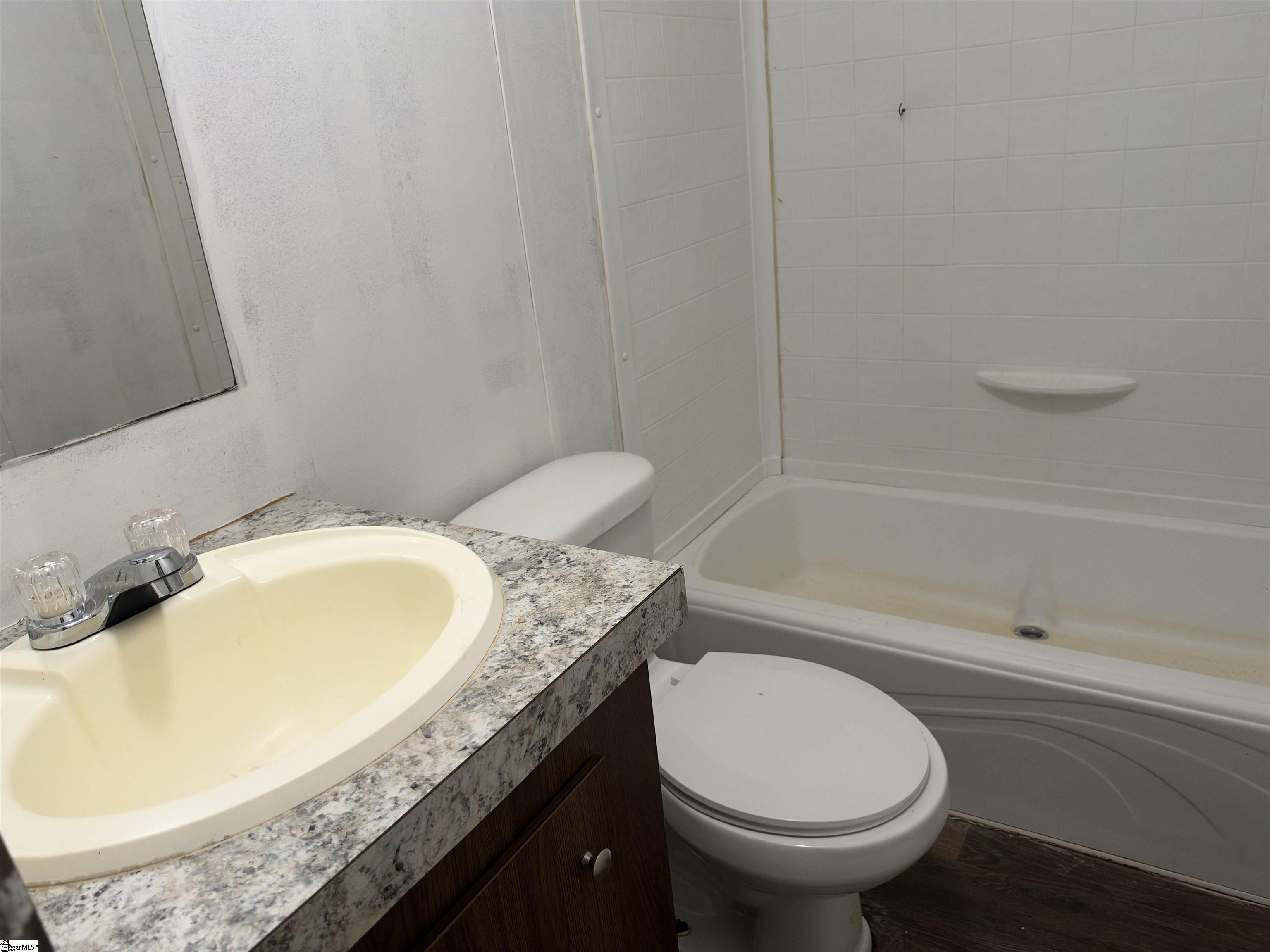 235 Bird Street Property Photo 16