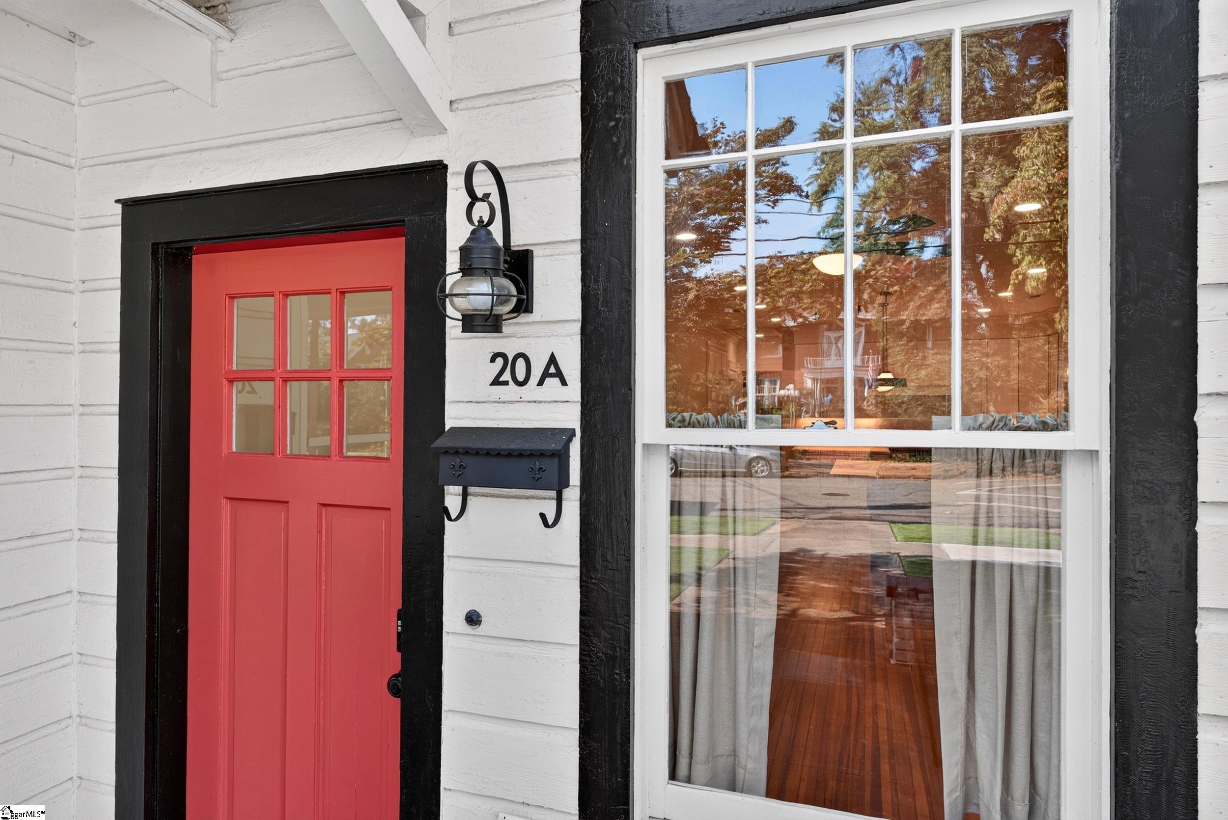 20 E Earle Street Property Photo 6