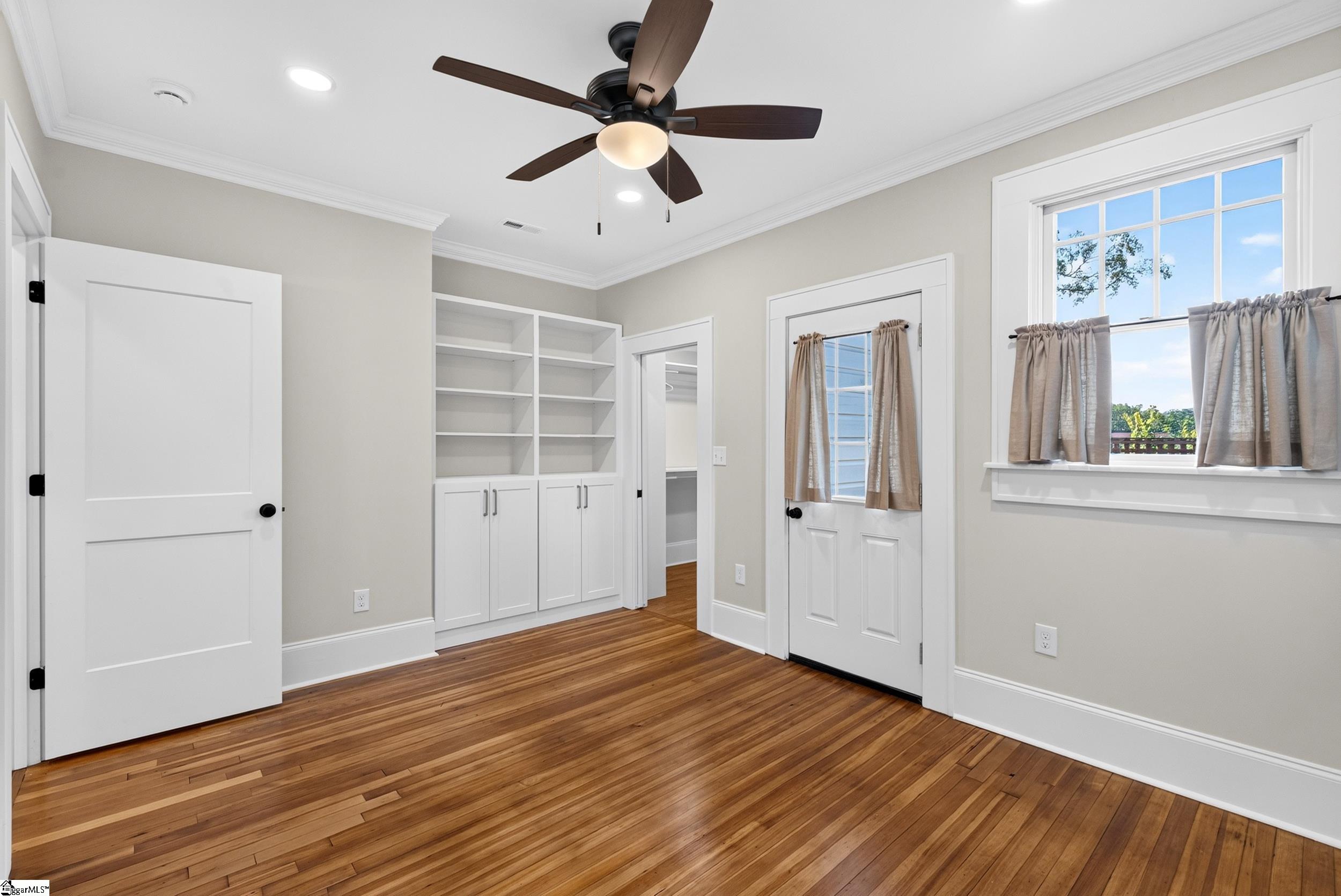 20 E Earle Street Property Photo 14