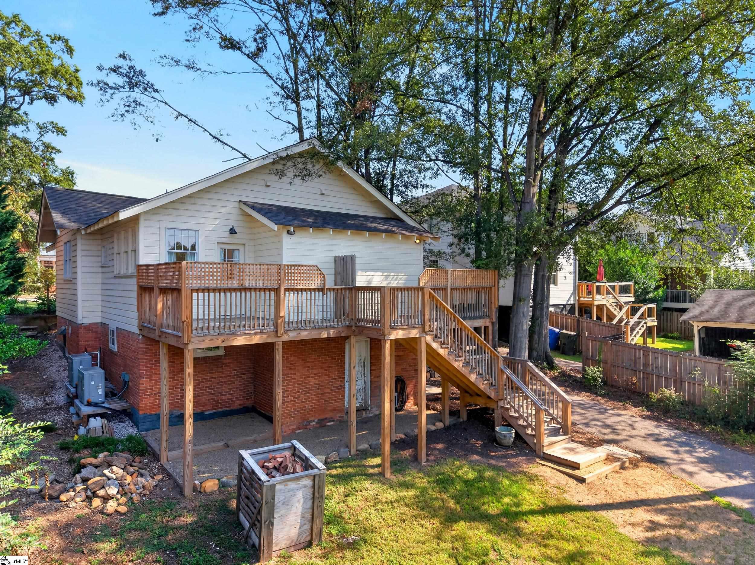 20 E Earle Street Property Photo 24