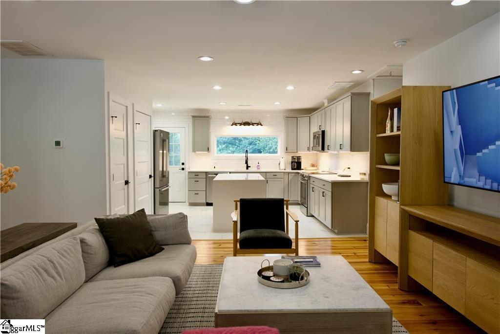205 Wyatt Avenue Property Photo 3
