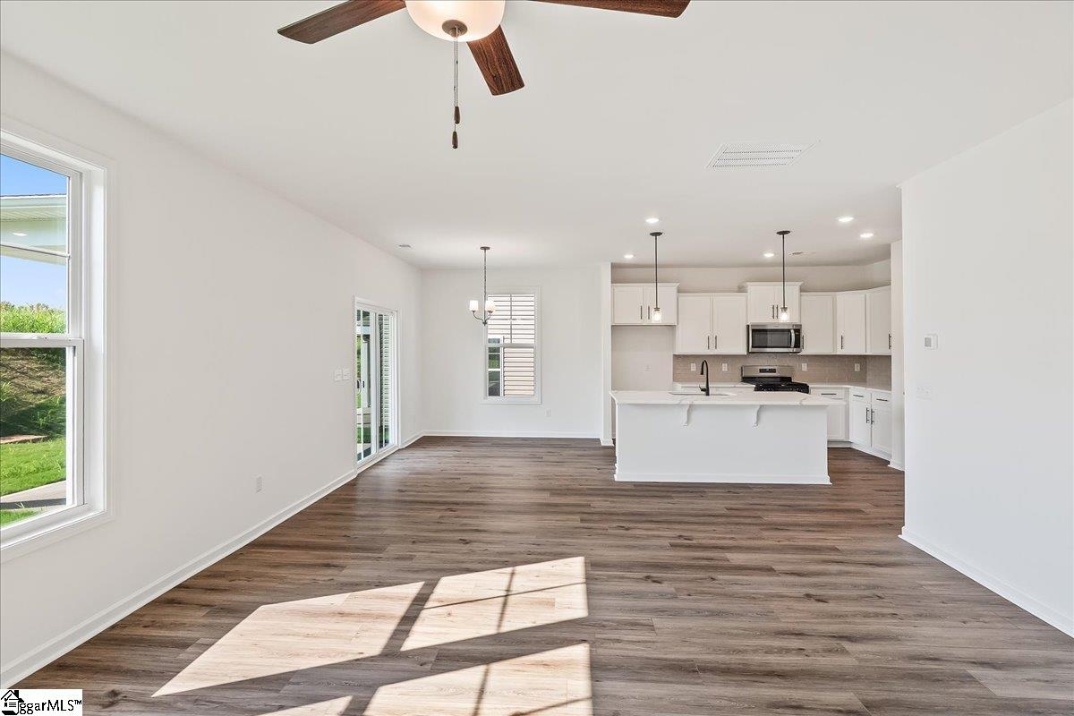 2053 Halton Oaks Drive Property Photo 11