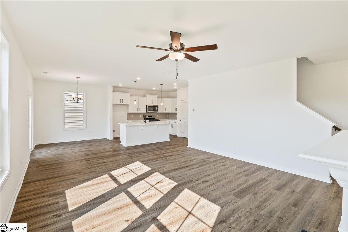 2053 Halton Oaks Drive Property Photo 12