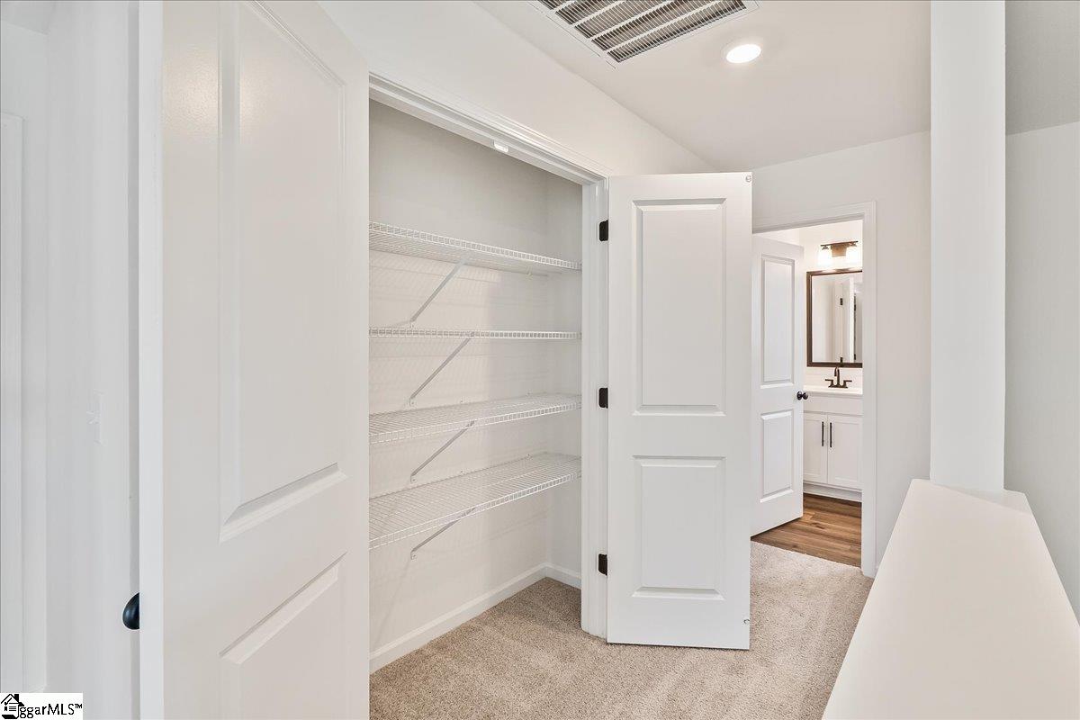 2053 Halton Oaks Drive Property Photo 27