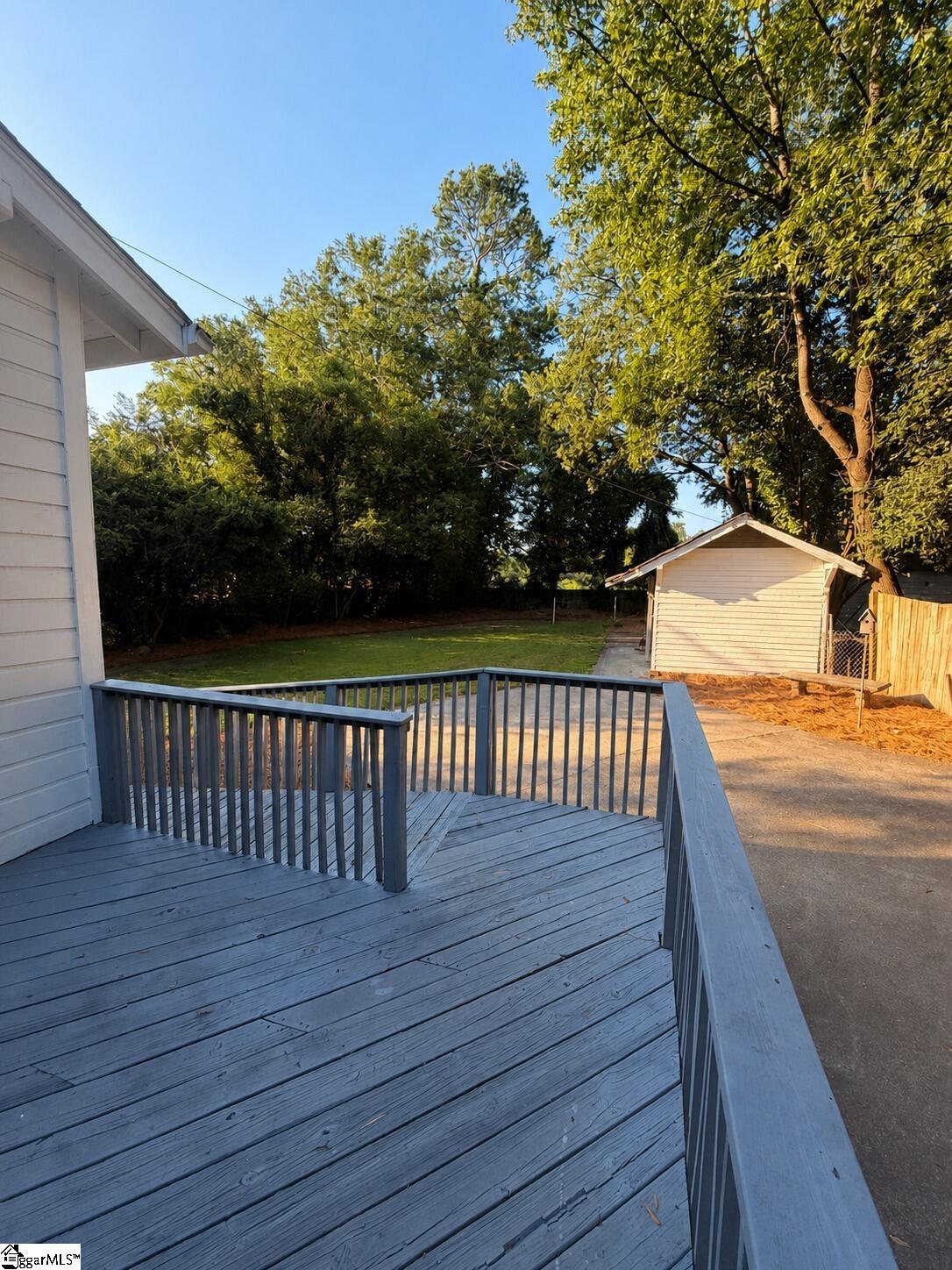 118 E Earle Street Property Photo 34