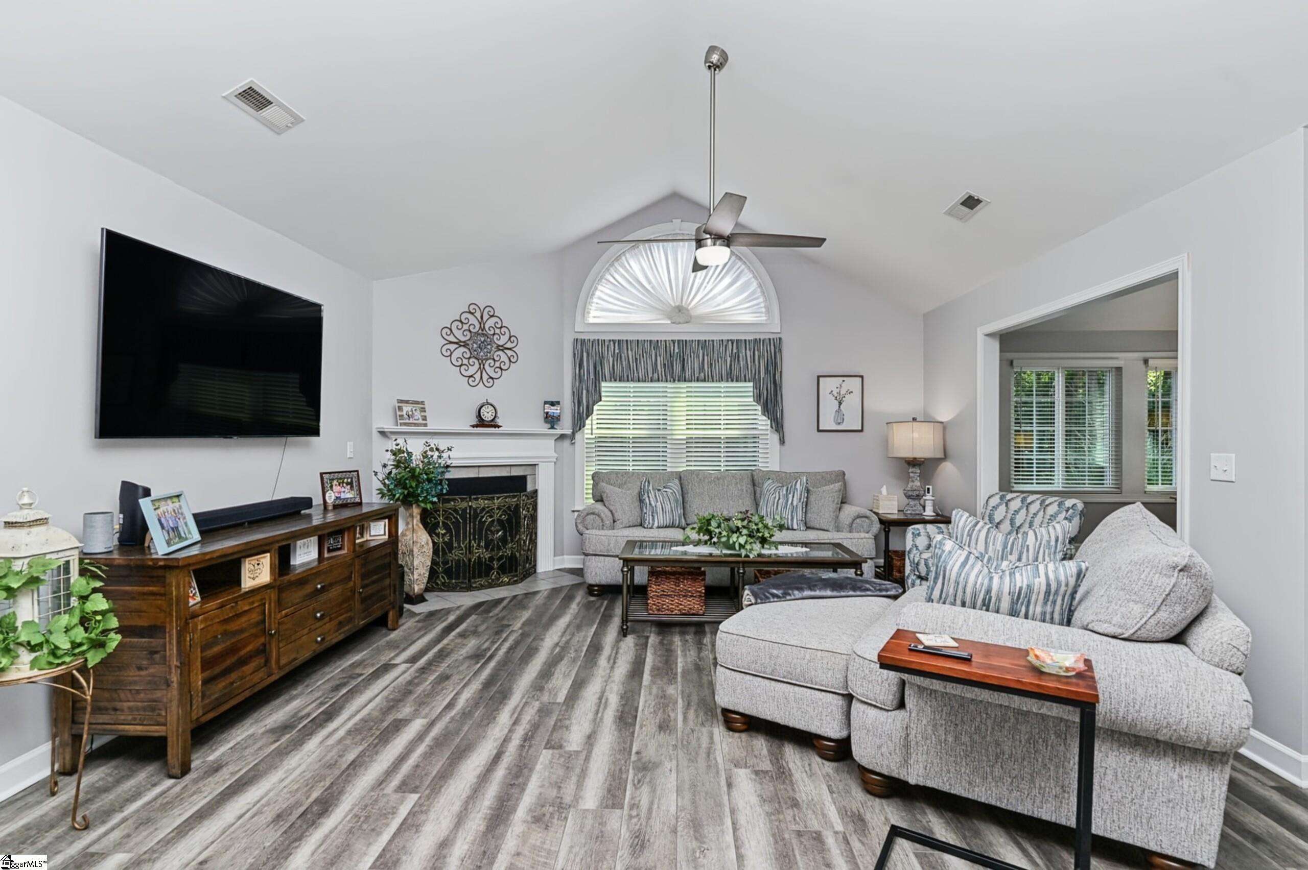182 Grinders Circle Property Photo 8