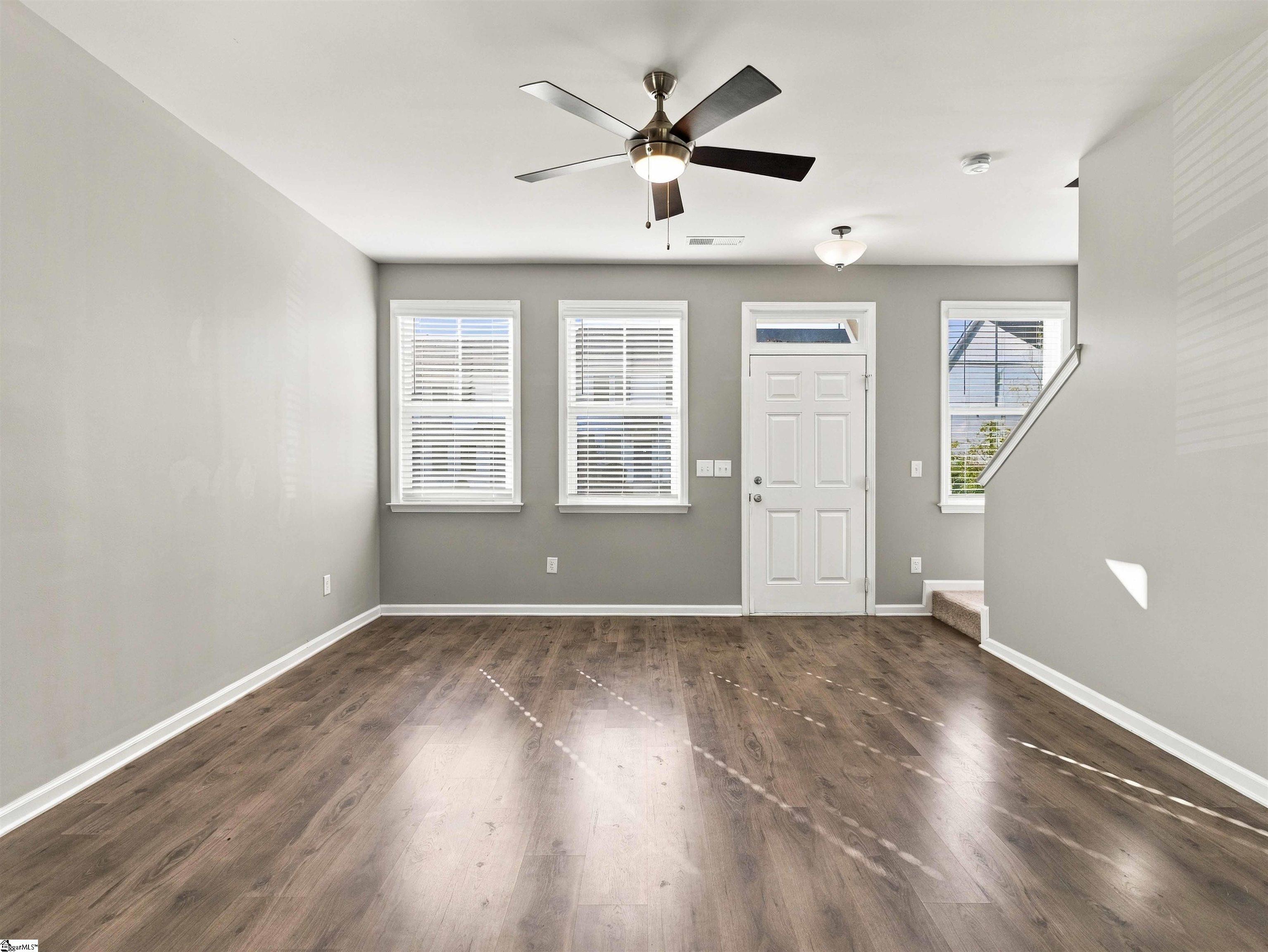 153 Valley Creek Drive Property Photo 10