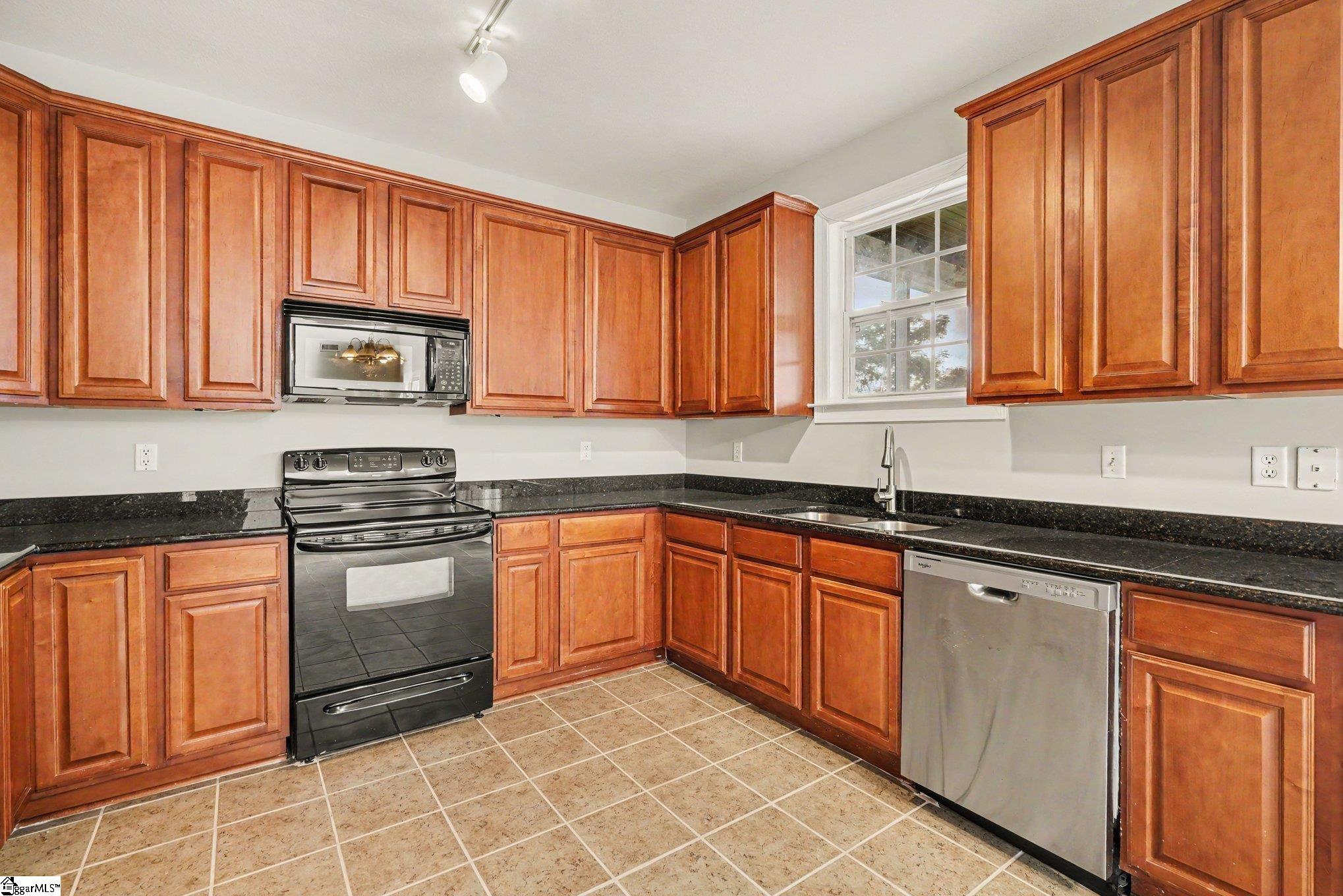 205 Chanticlear Court Property Photo 15