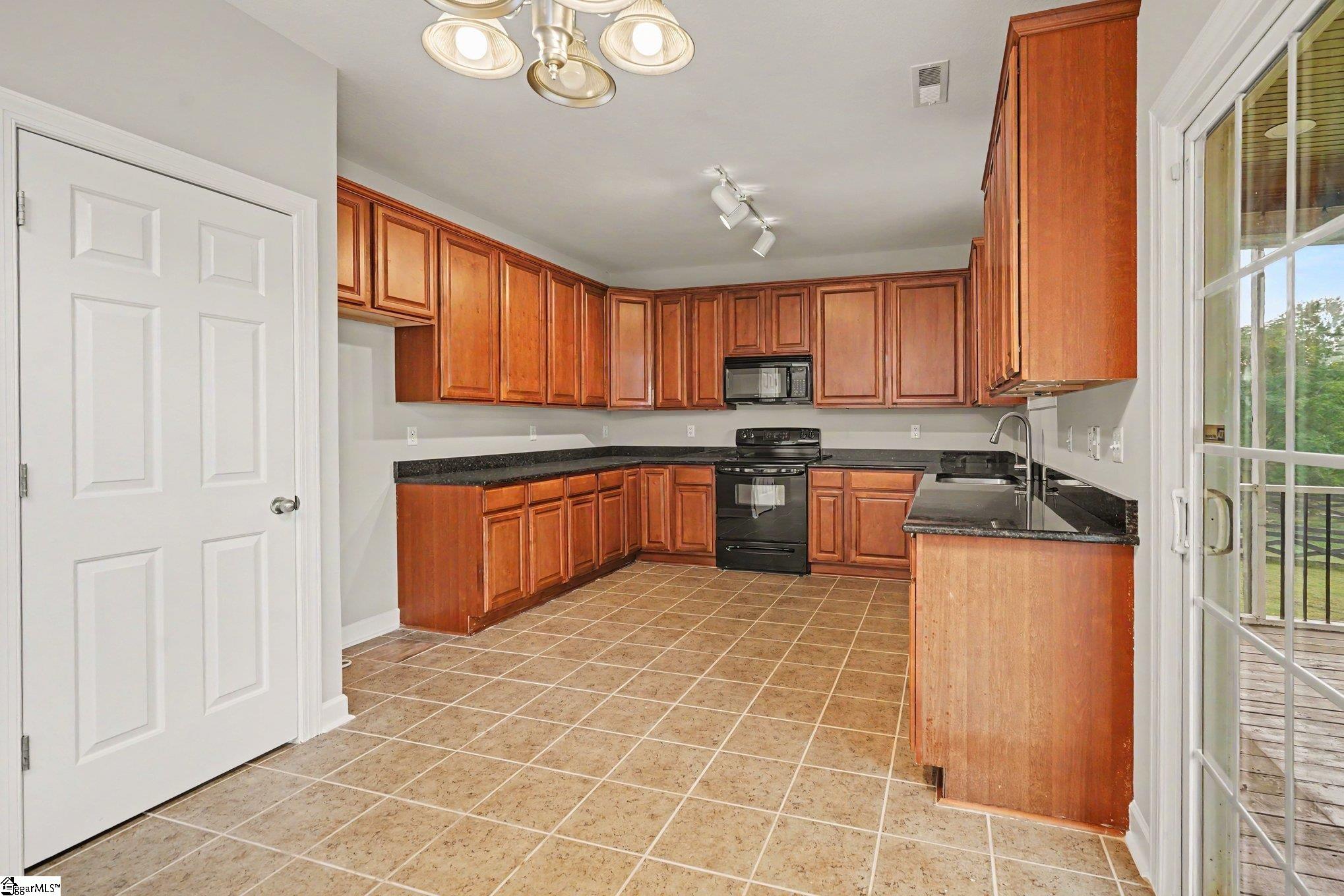 205 Chanticlear Court Property Photo 17