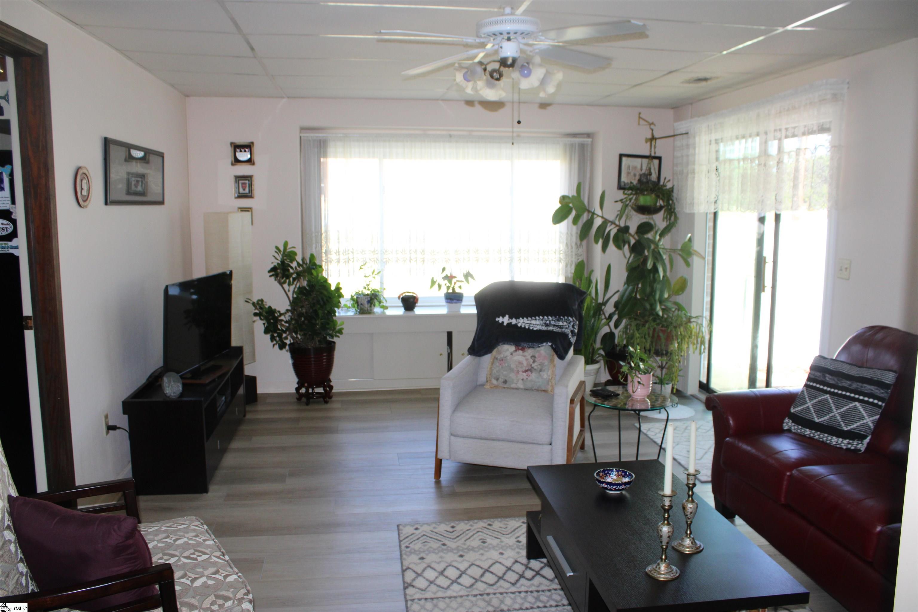 1285 Springdale Road Property Photo 18