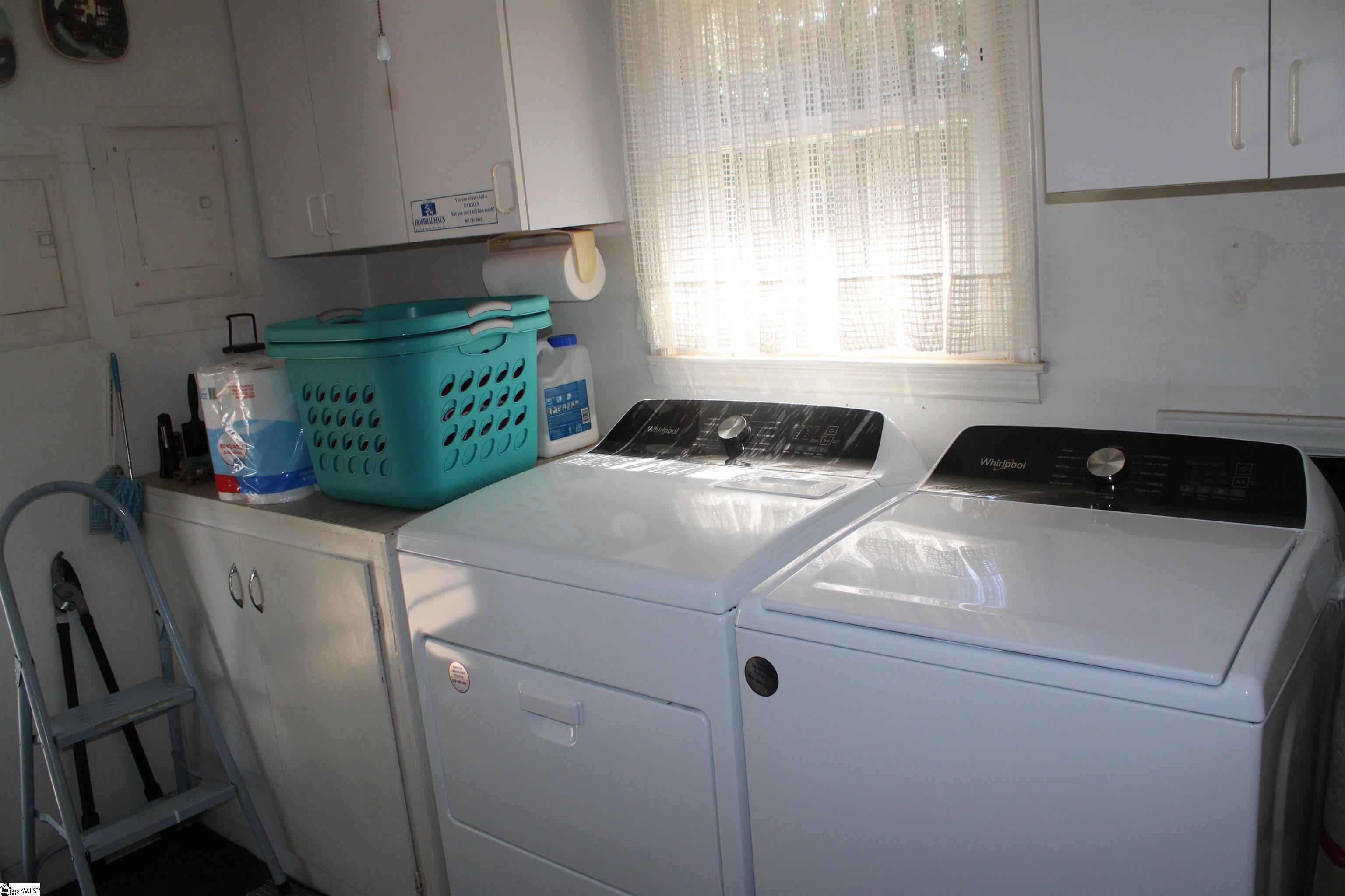 1285 Springdale Road Property Photo 28