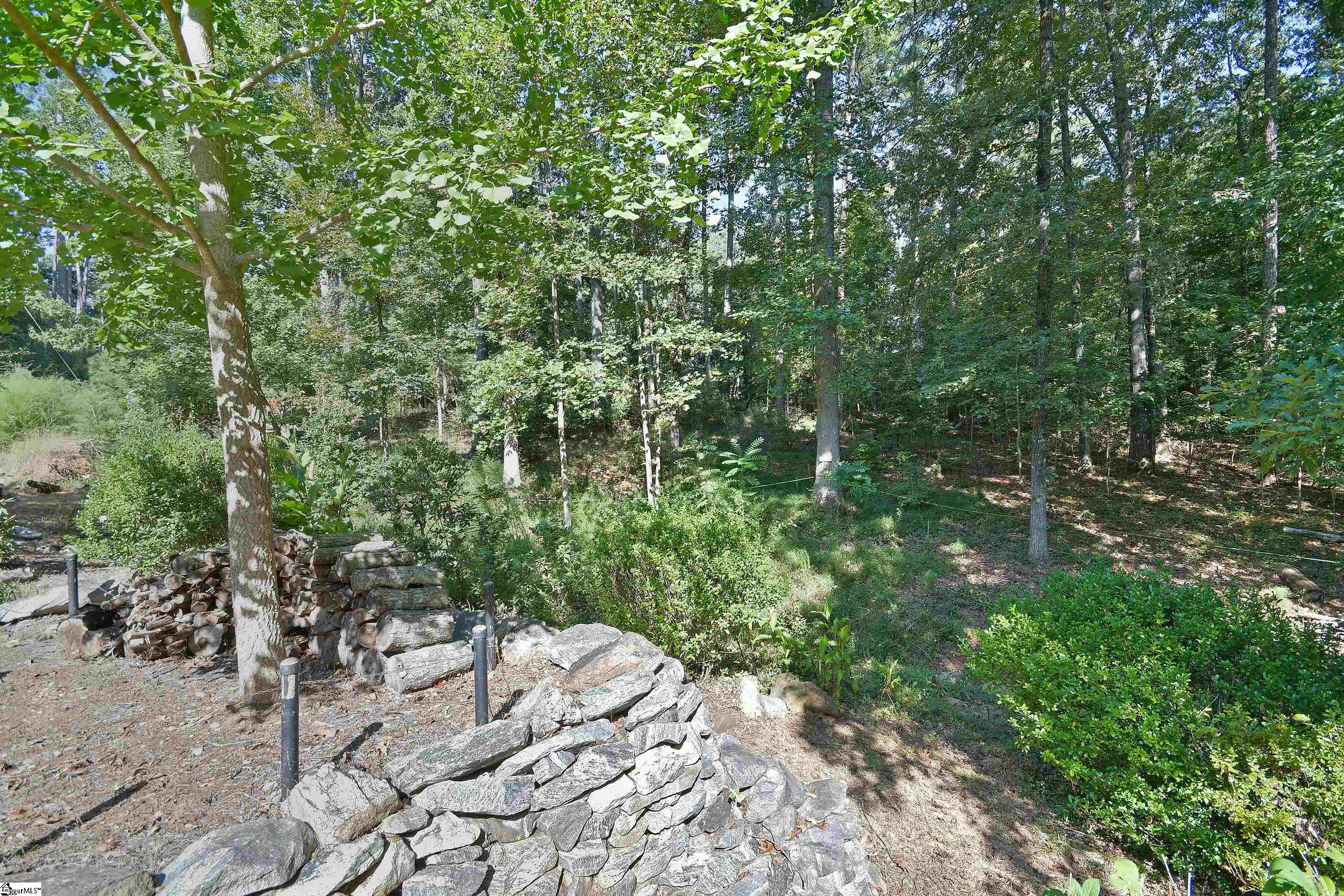 403 Stratford Drive Property Photo 14