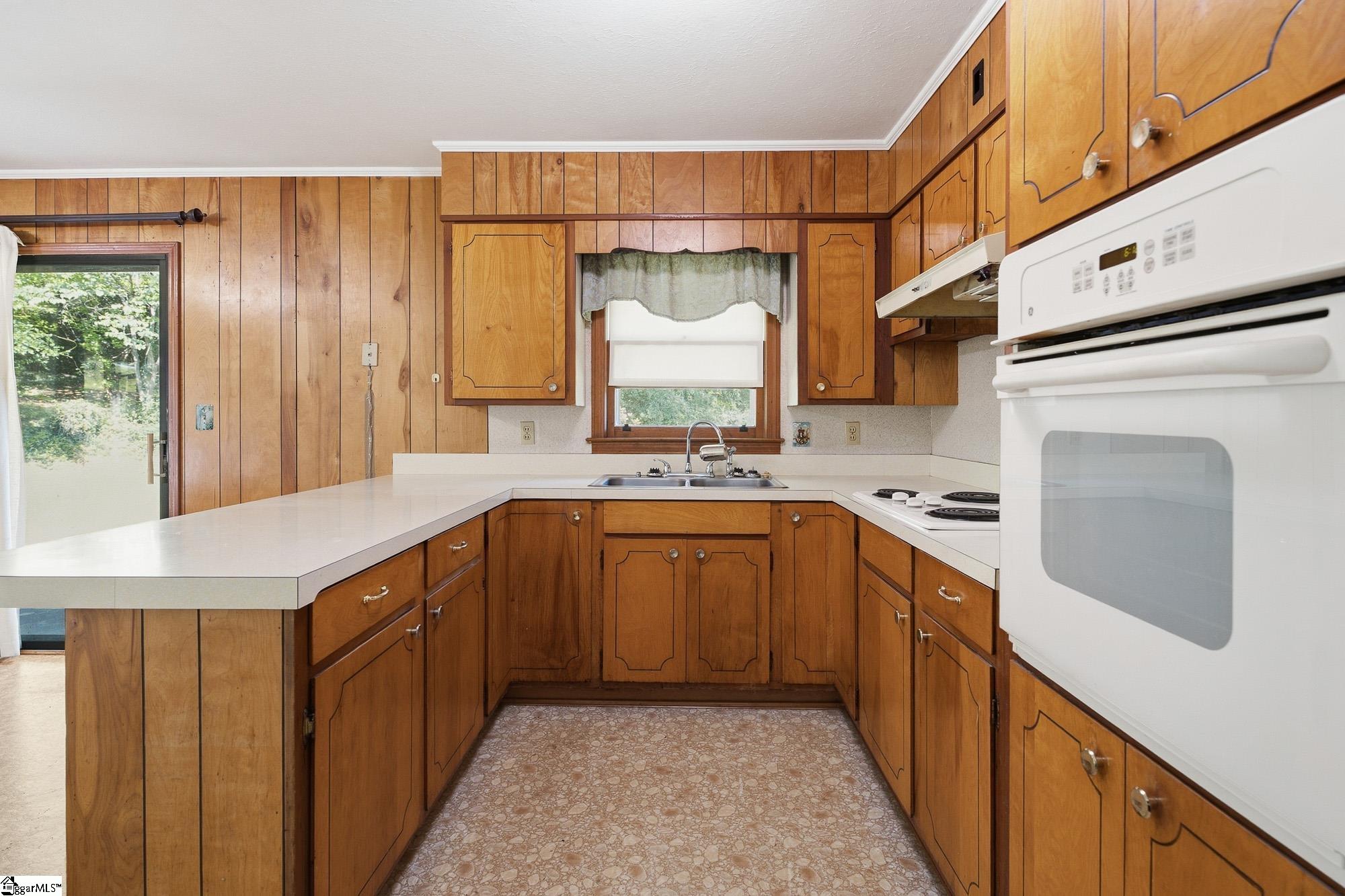 108 Apple Drive Property Photo 13