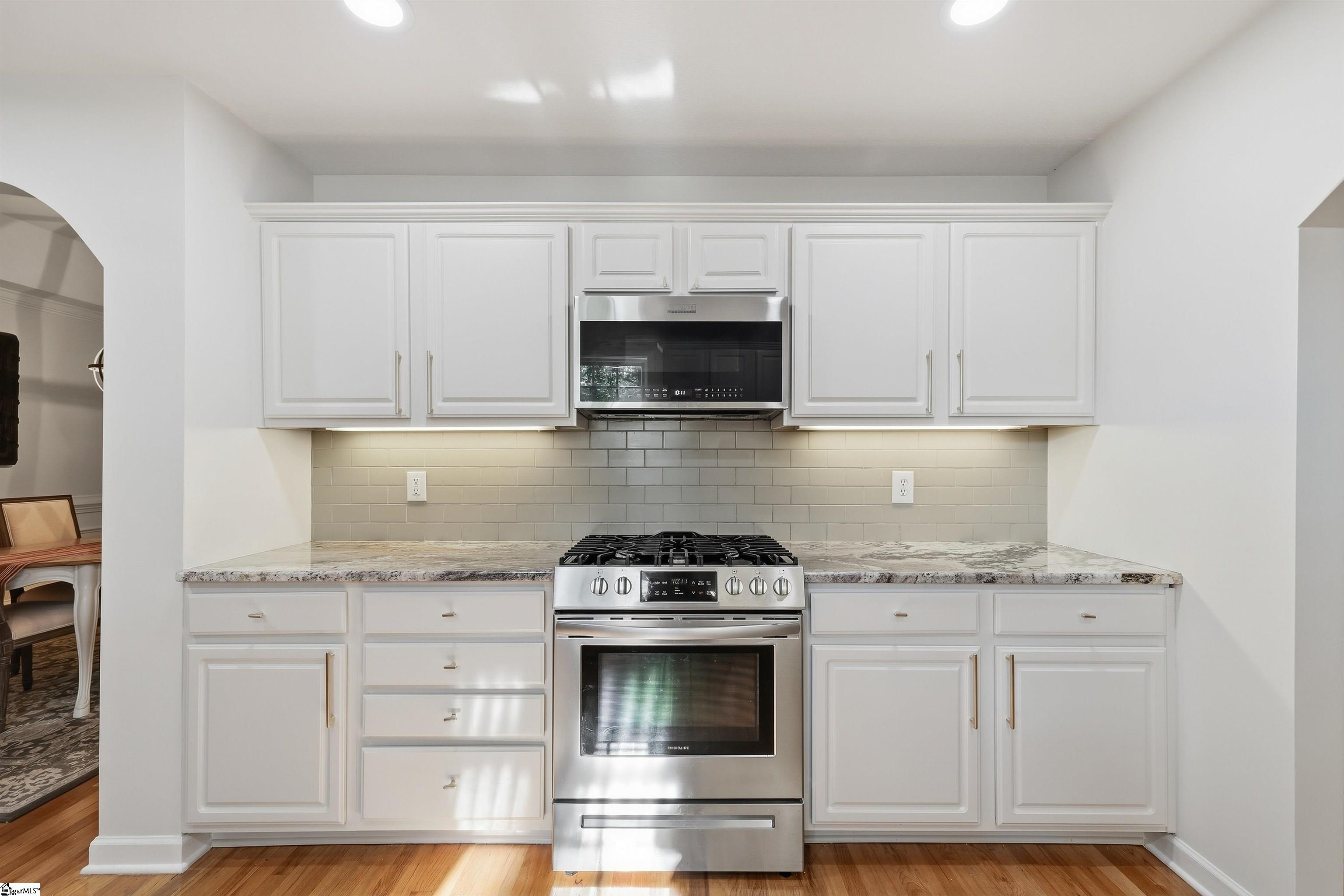 307 Stone River Way Property Photo 17