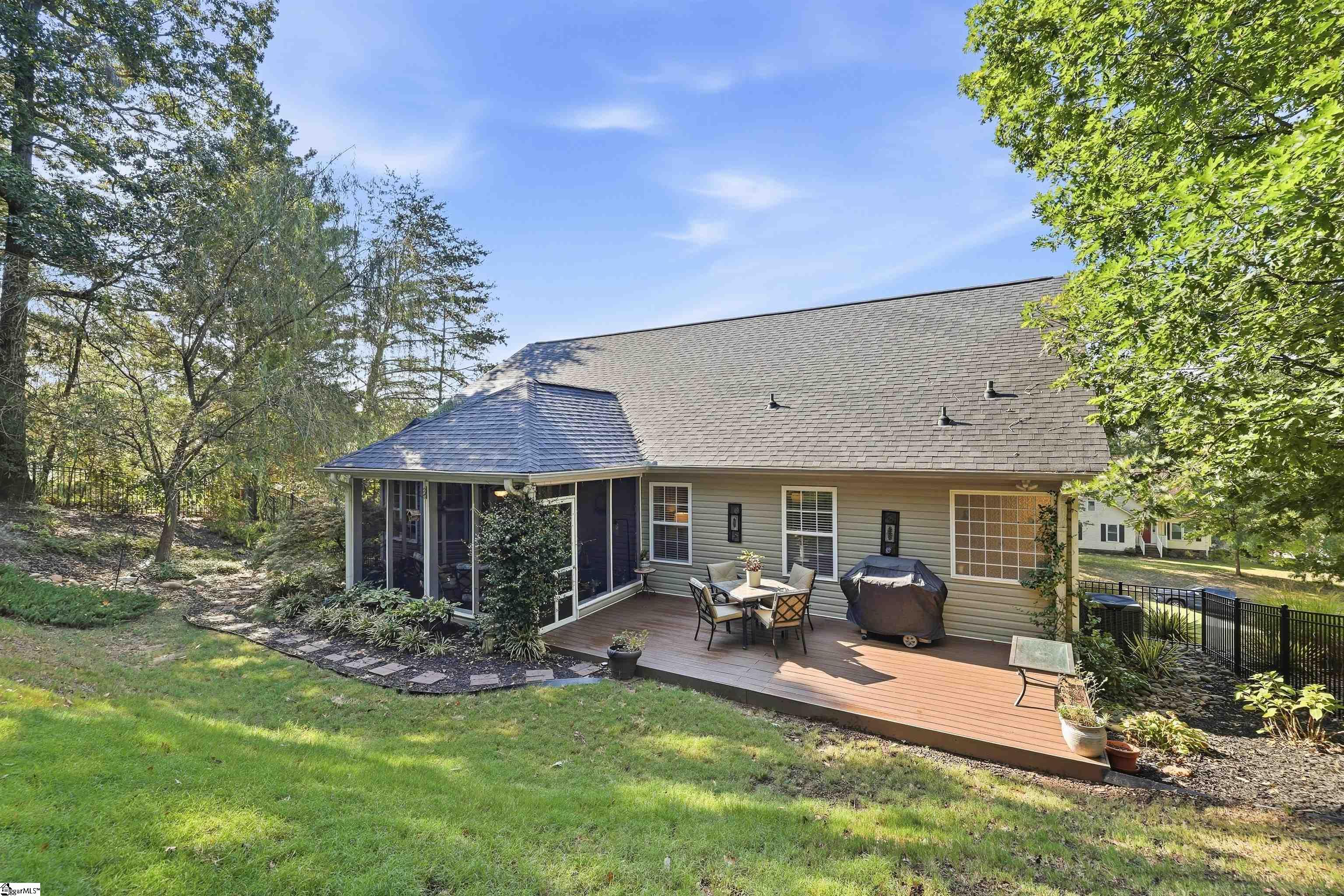 307 Stone River Way Property Photo 39