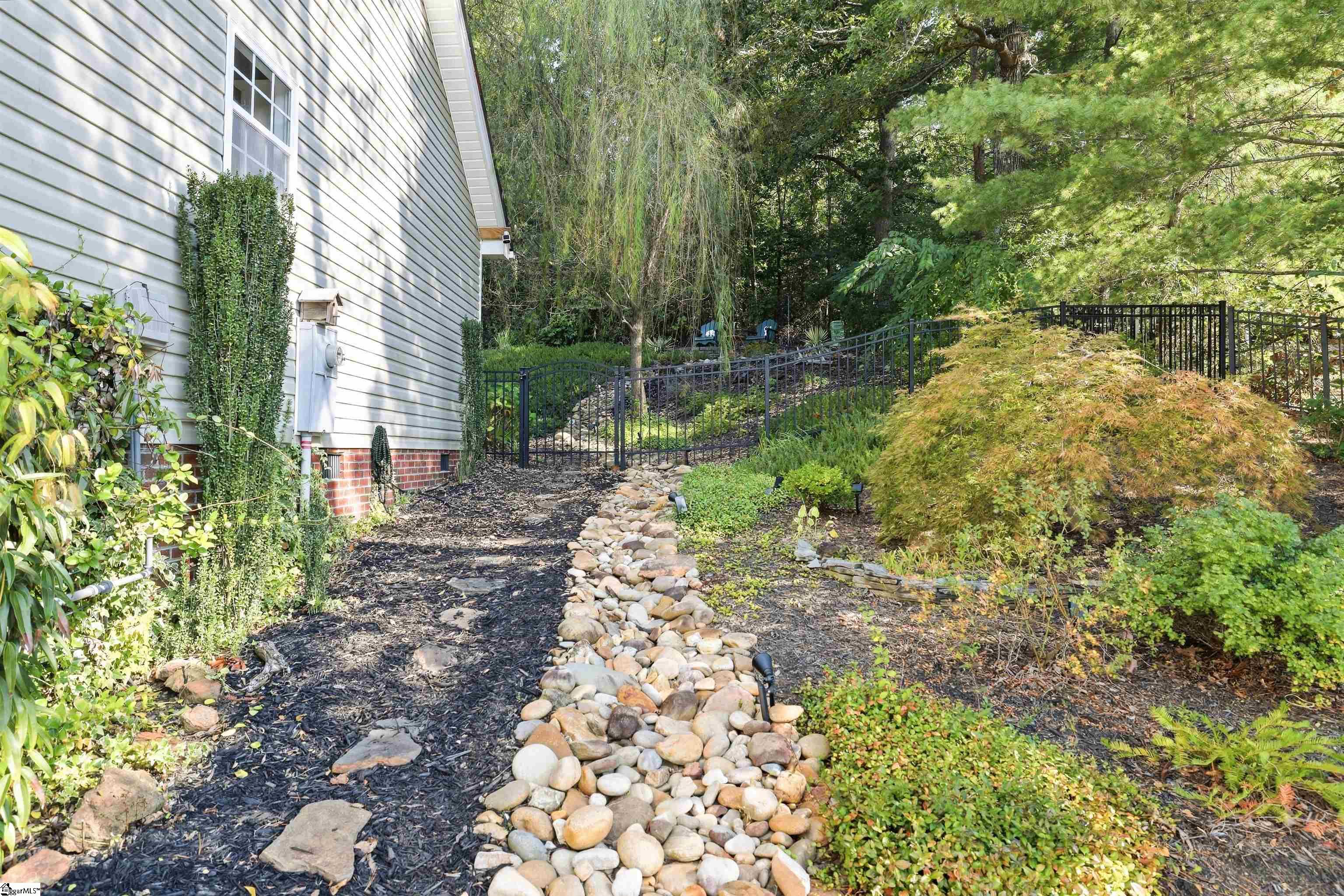 307 Stone River Way Property Photo 42