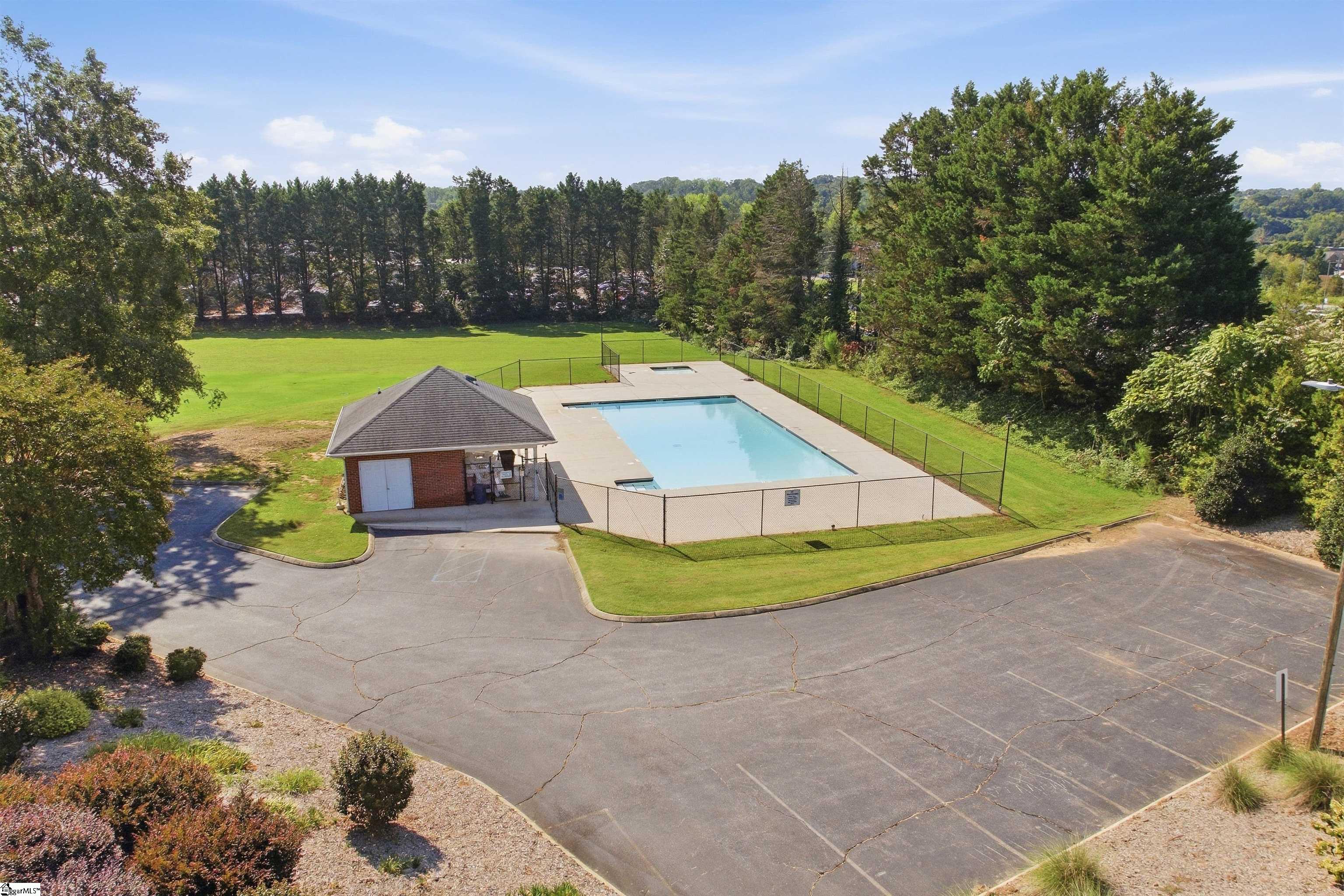 307 Stone River Way Property Photo 48