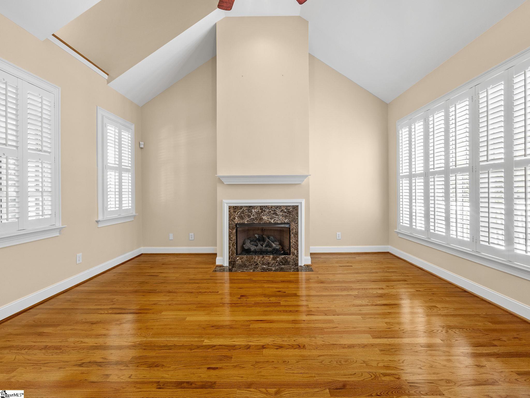 215 Arbours Commons Court Property Photo 7