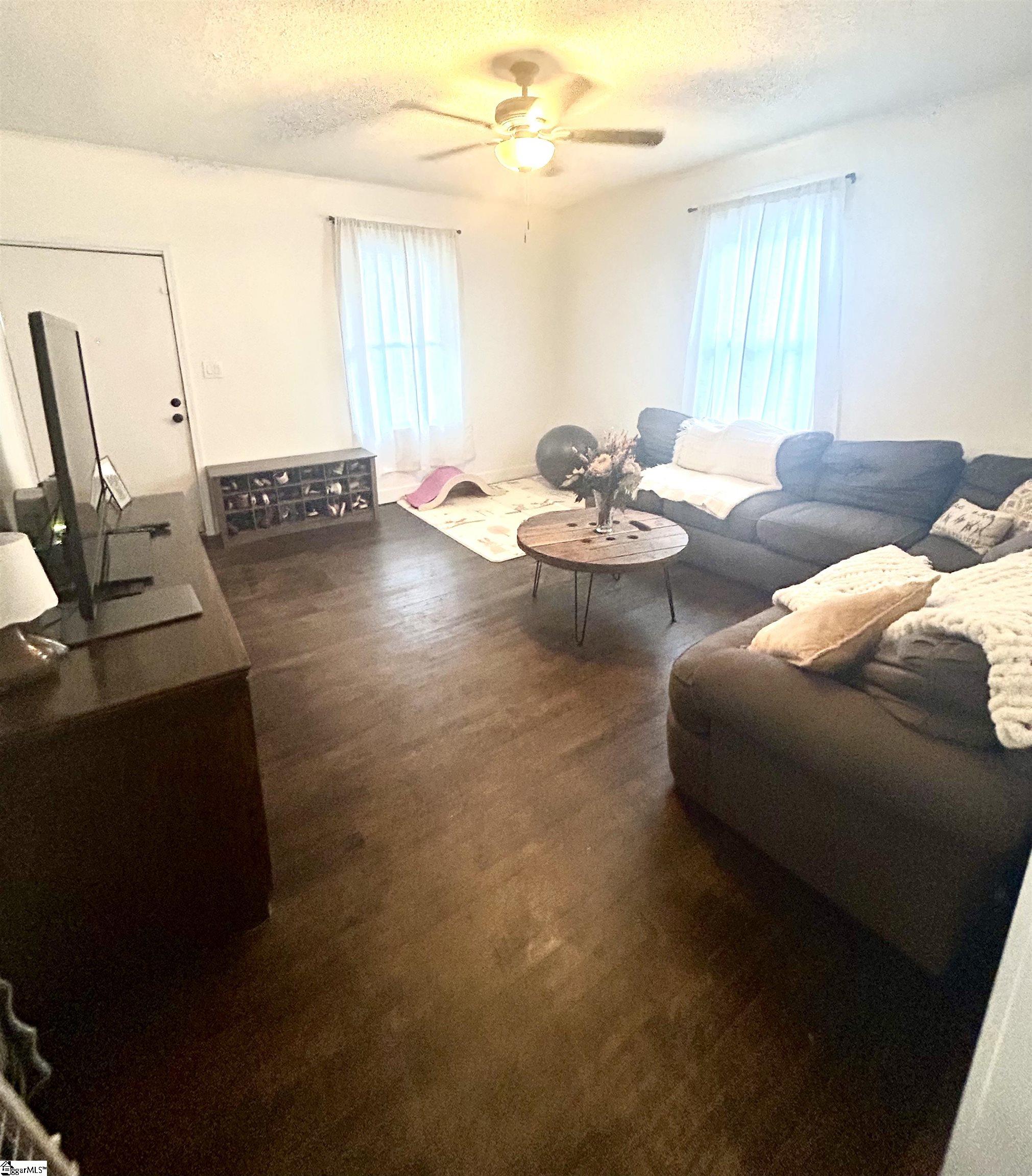 104 Hodgens Drive Property Photo 8