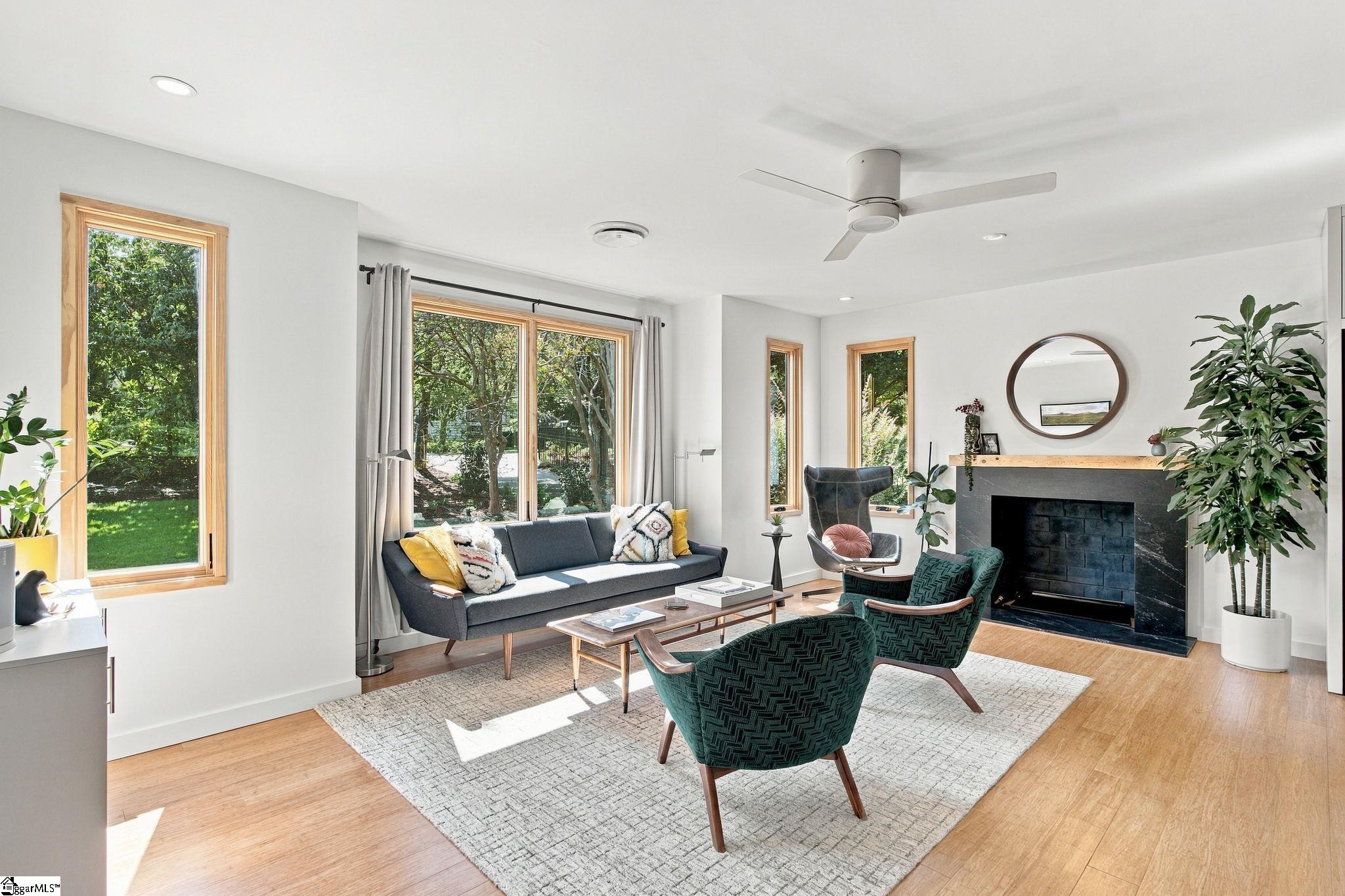 15 E Montclair Avenue Property Photo 7