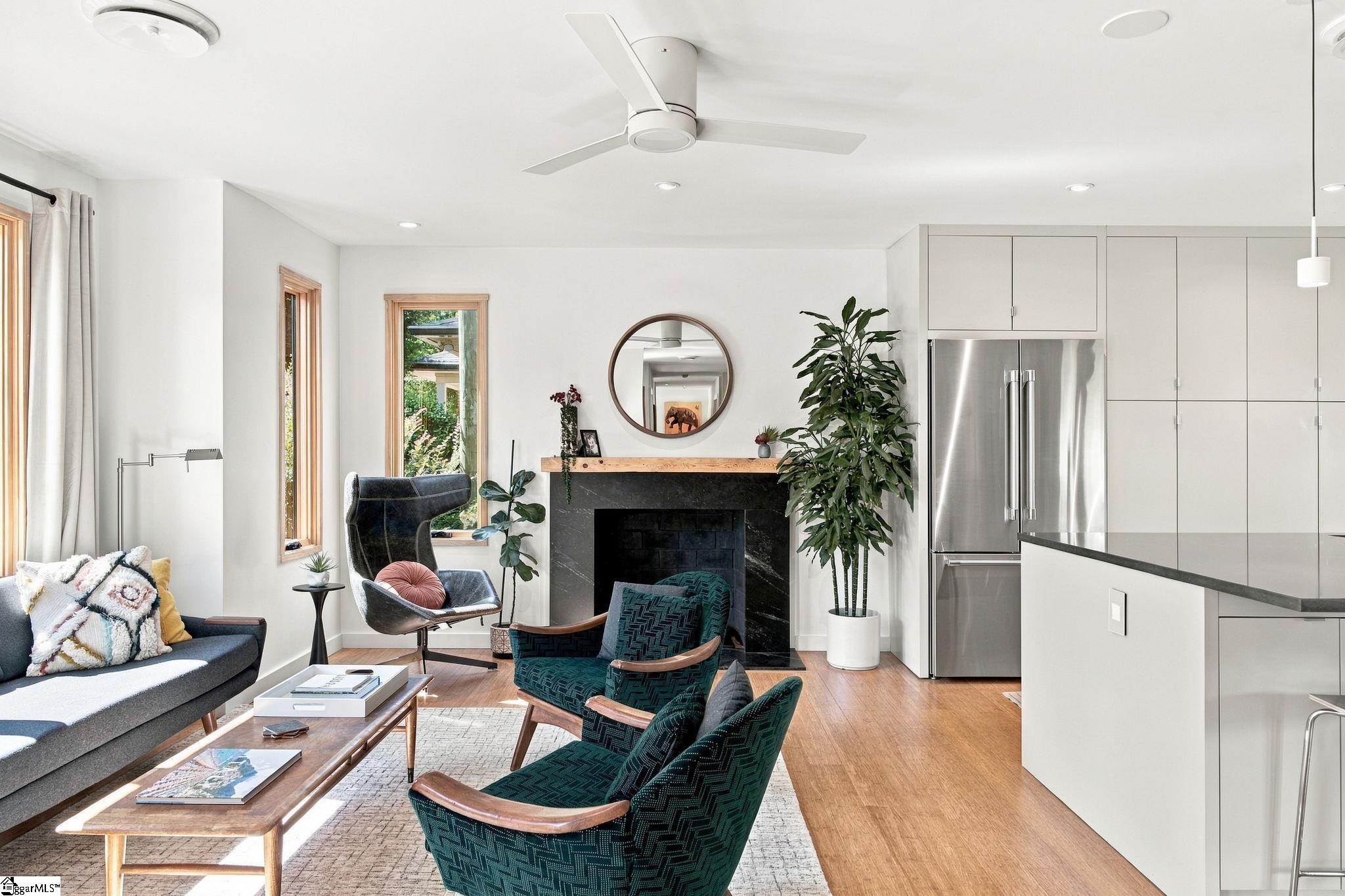 15 E Montclair Avenue Property Photo 9