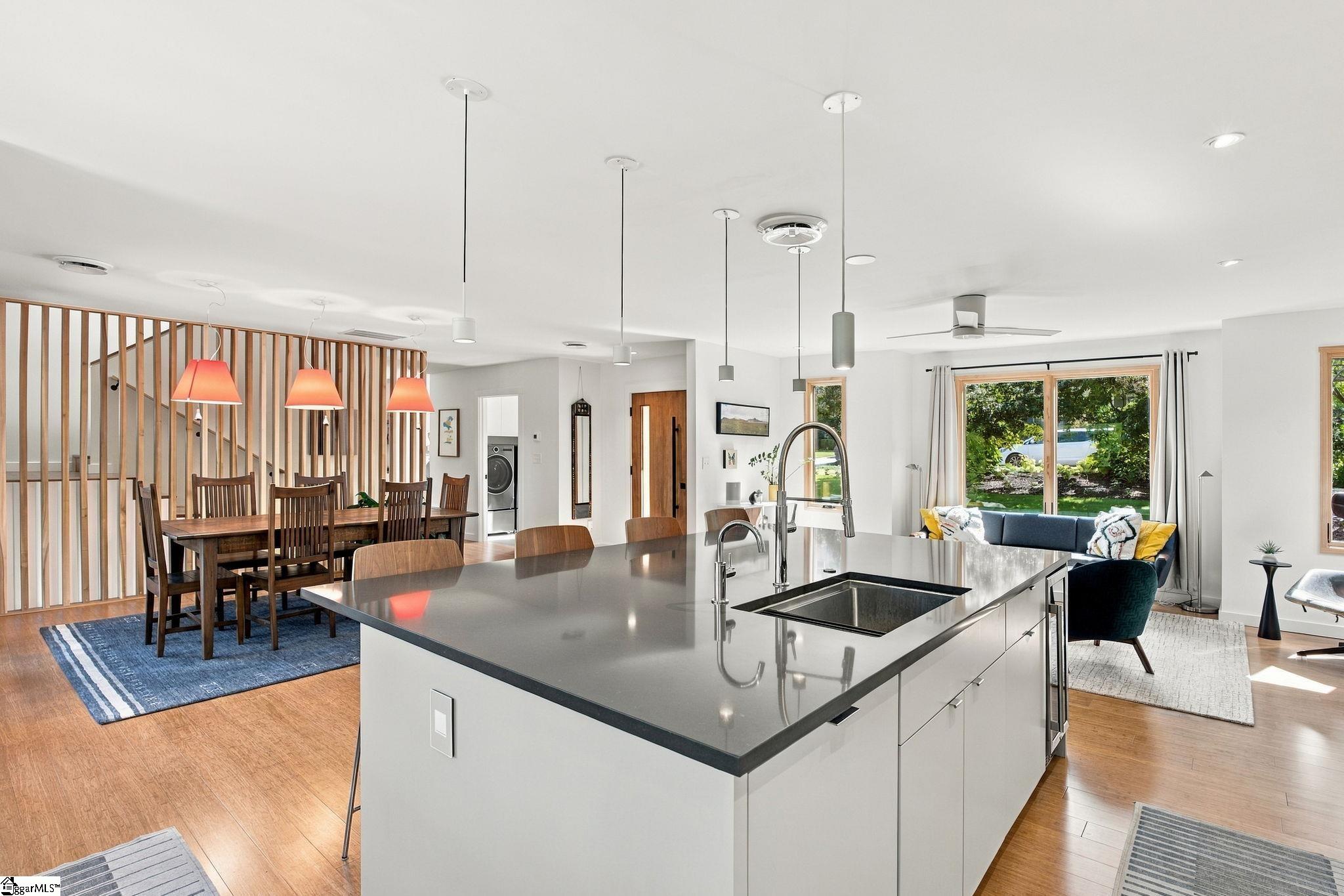 15 E Montclair Avenue Property Photo 11