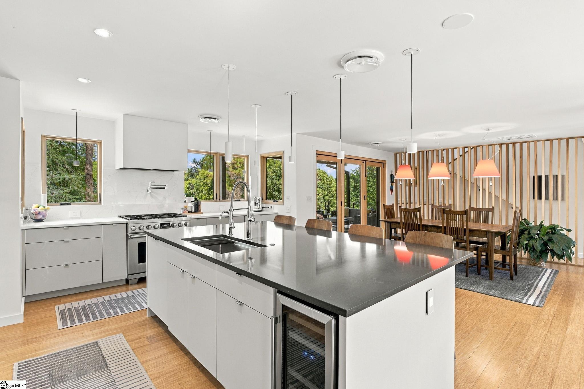 15 E Montclair Avenue Property Photo 12