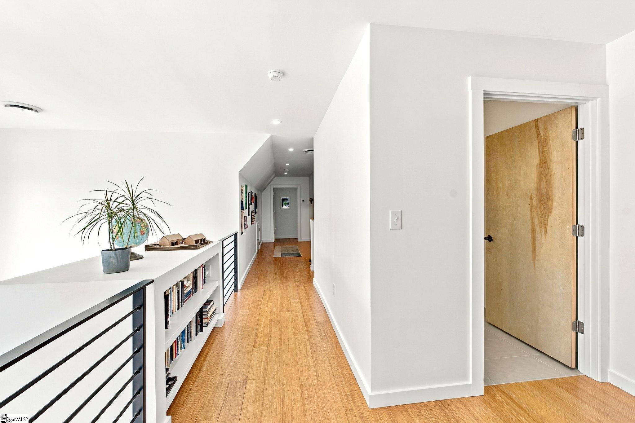 15 E Montclair Avenue Property Photo 37