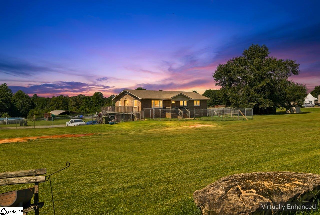 1055 Little Mountain Road Property Photo 1
