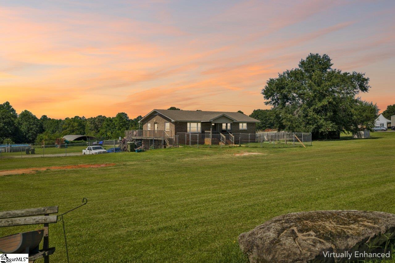 1055 Little Mountain Road Property Photo 3